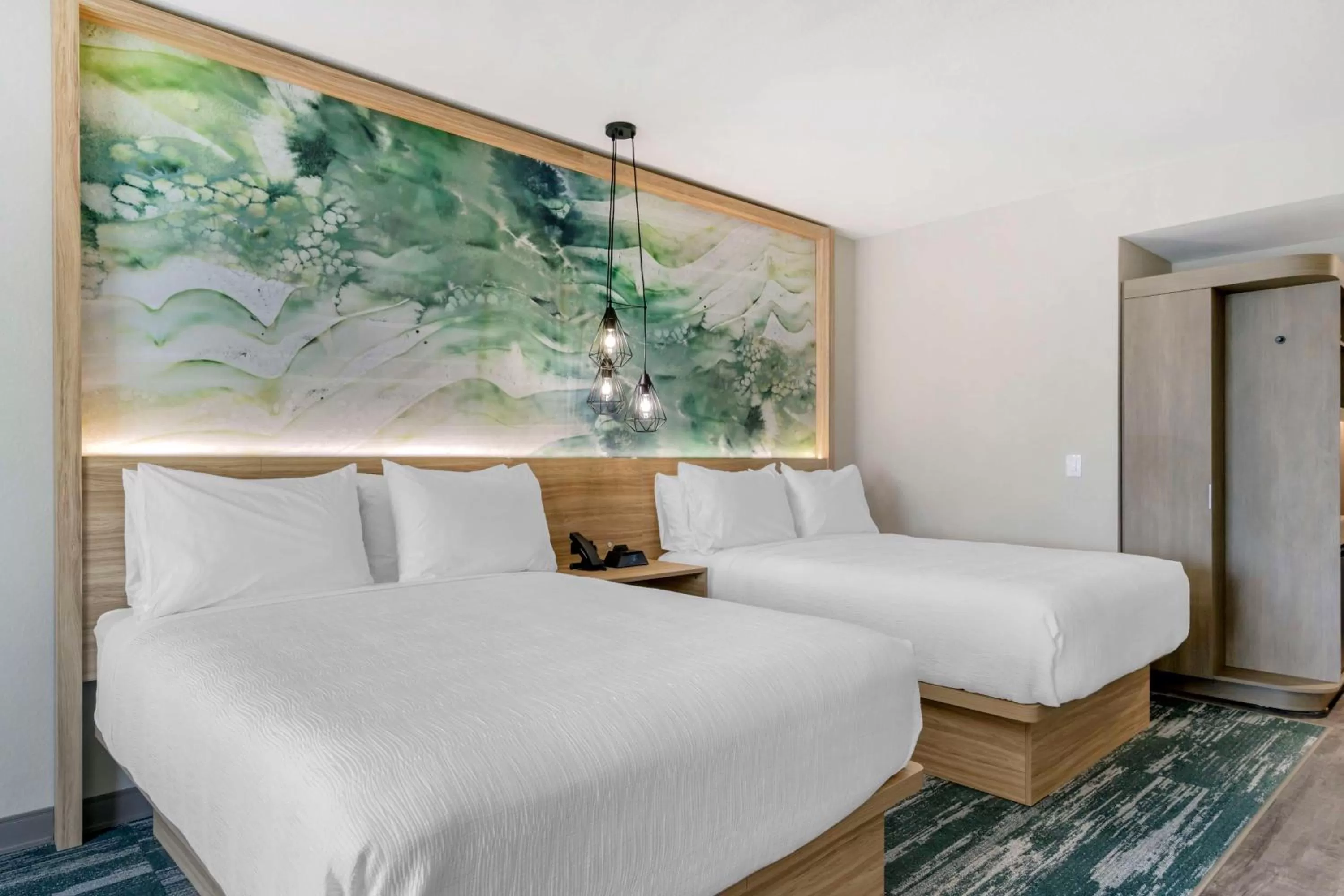 Bedroom, Bed in Best Western Plus Winter Haven Inn & Suites