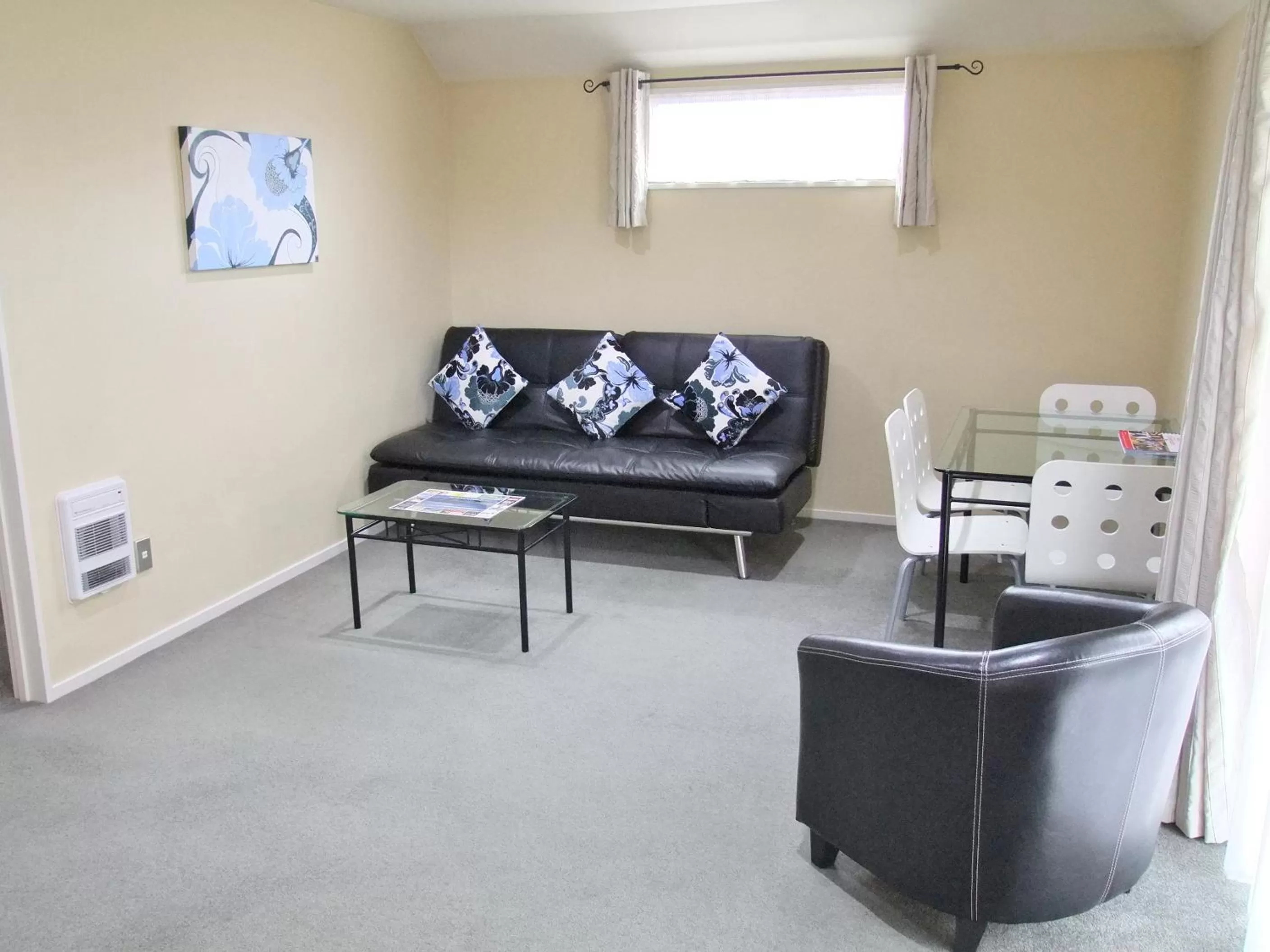 Living room in Abbella Lodge Motel