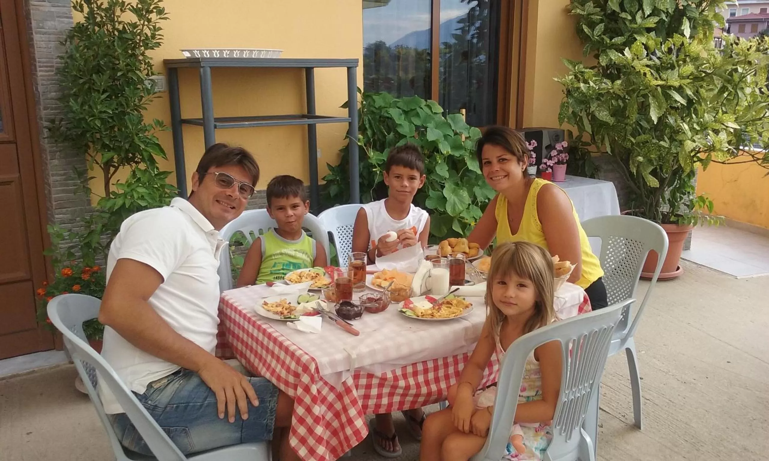 Food, Family in Hotel Bebej Tradicional