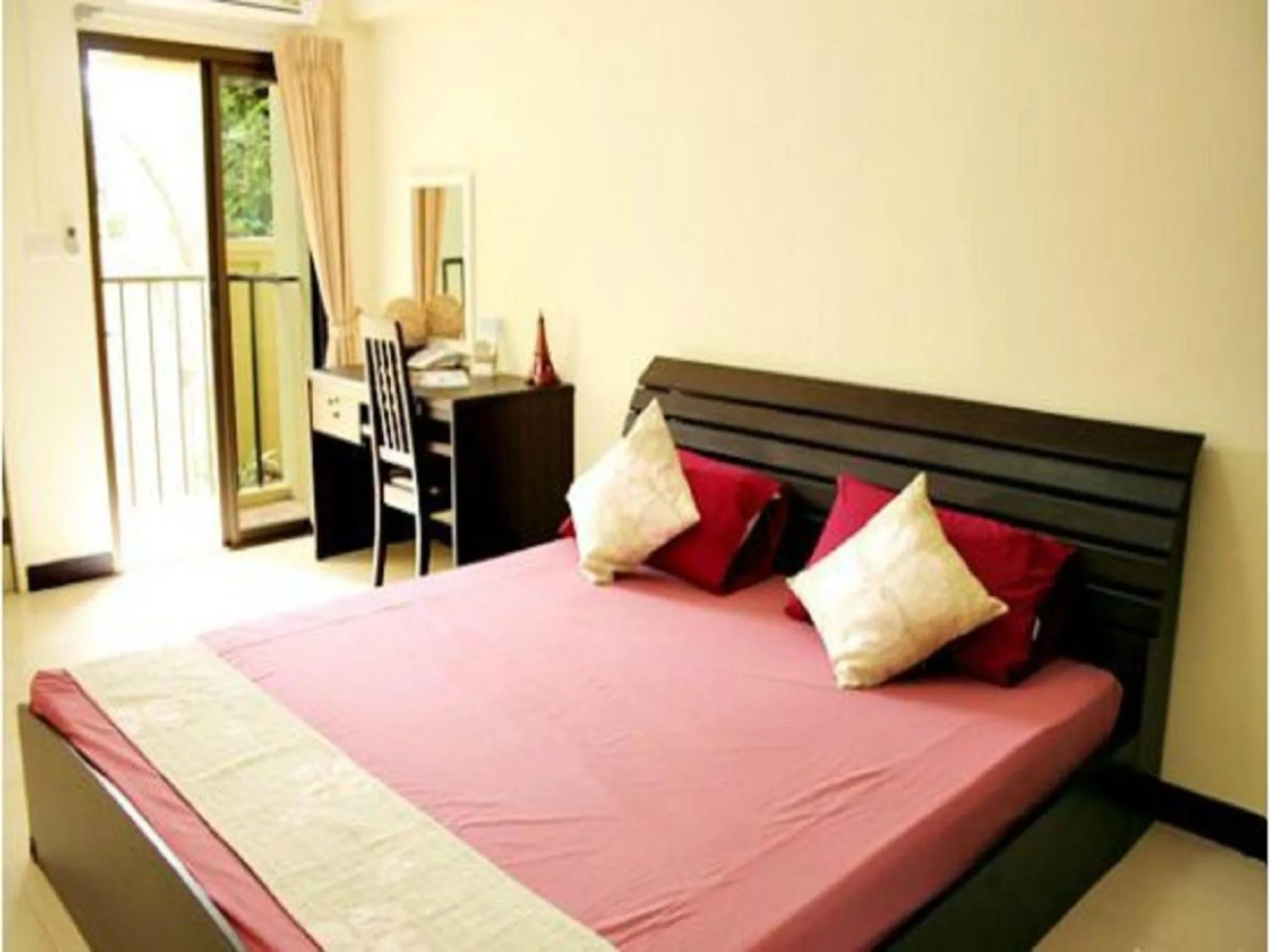 Bed in The European Place