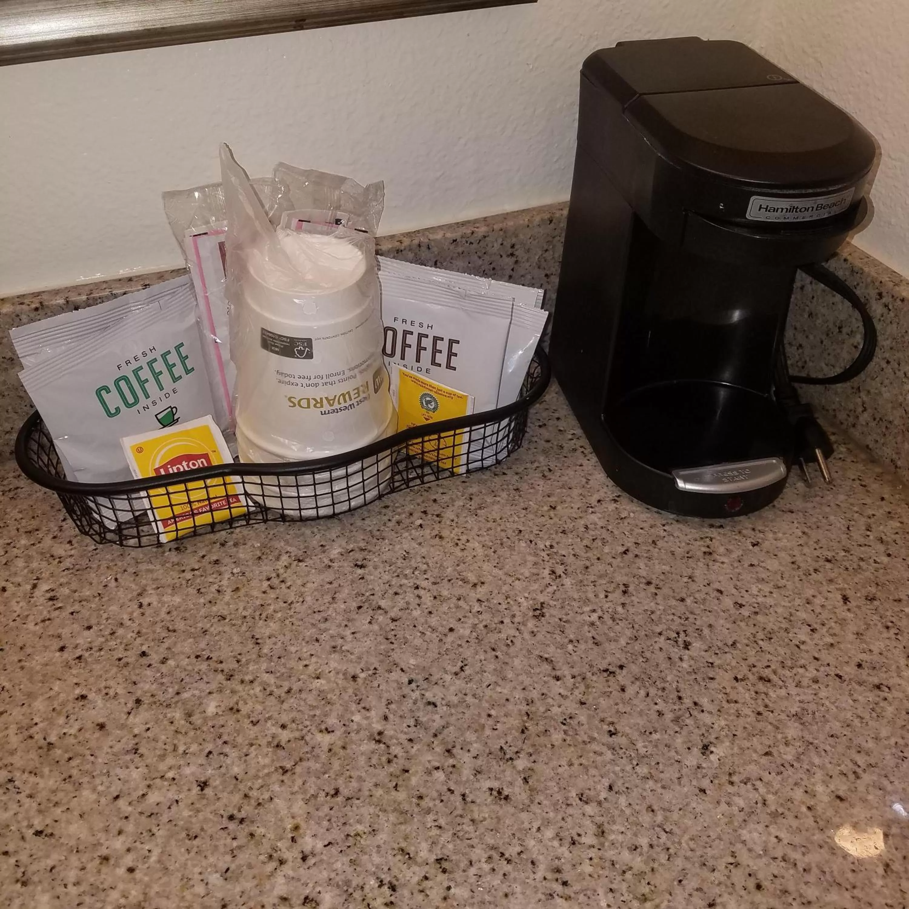 Coffee/tea facilities in SureStay Hotel by Best Western Hollister