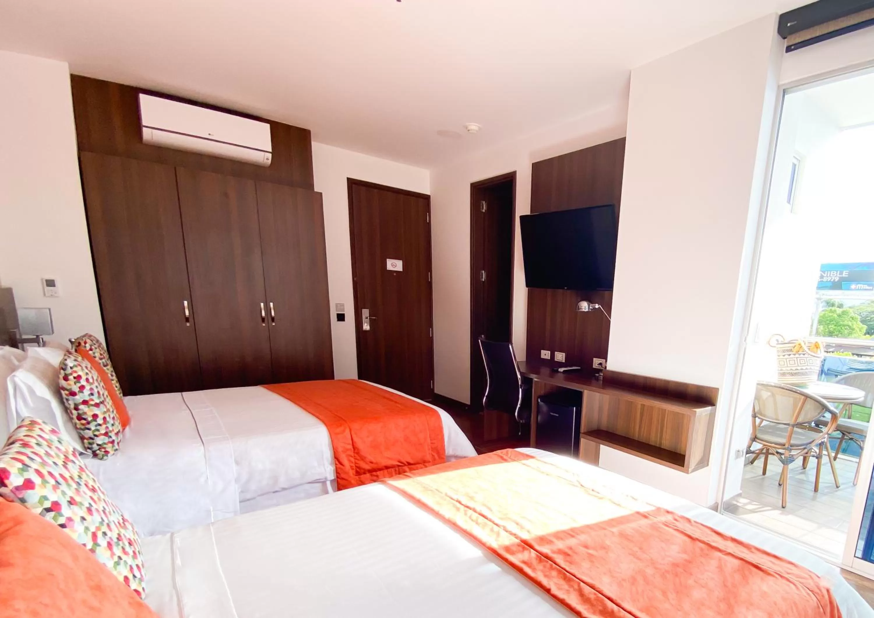 Bed in Hotel Real Elim International