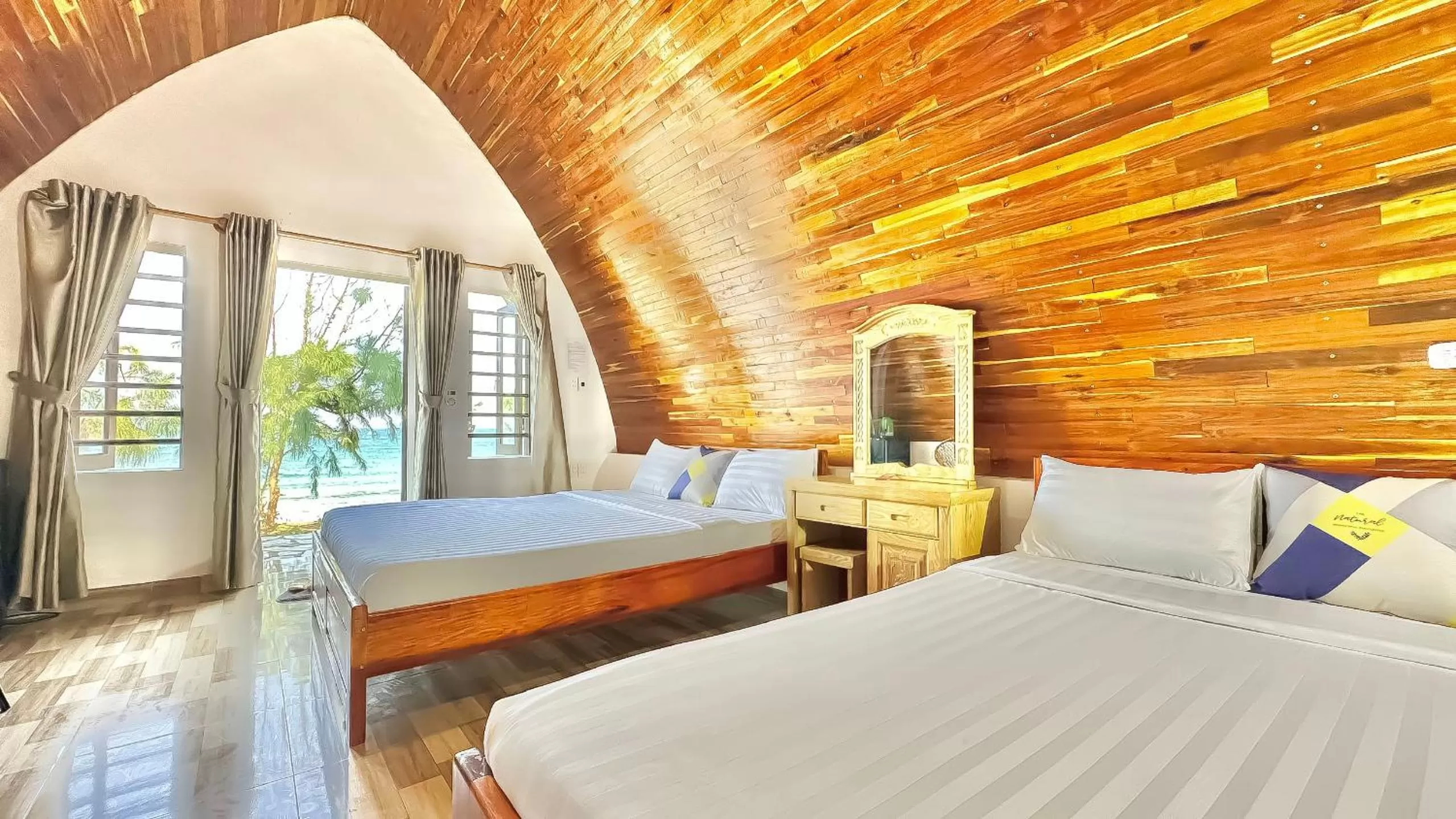 Bed in Hoa Loi resort, Song Cau-Phu Yen