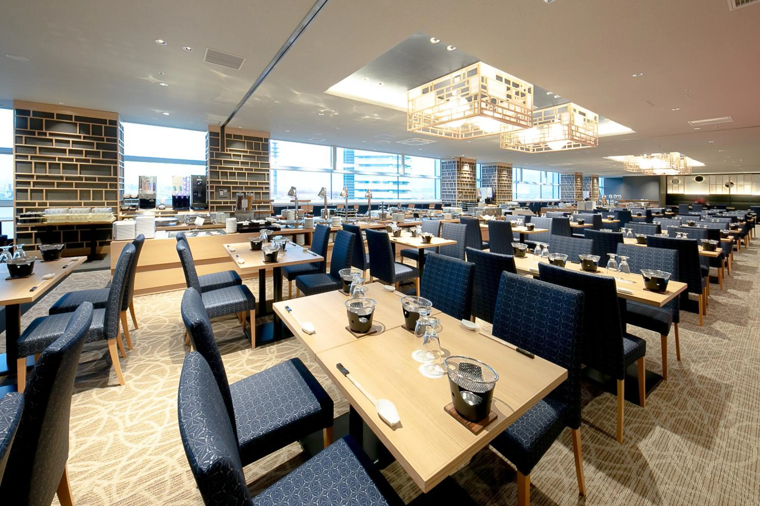 Restaurant/Places to Eat in Sakishima Cosmo Tower Hotel