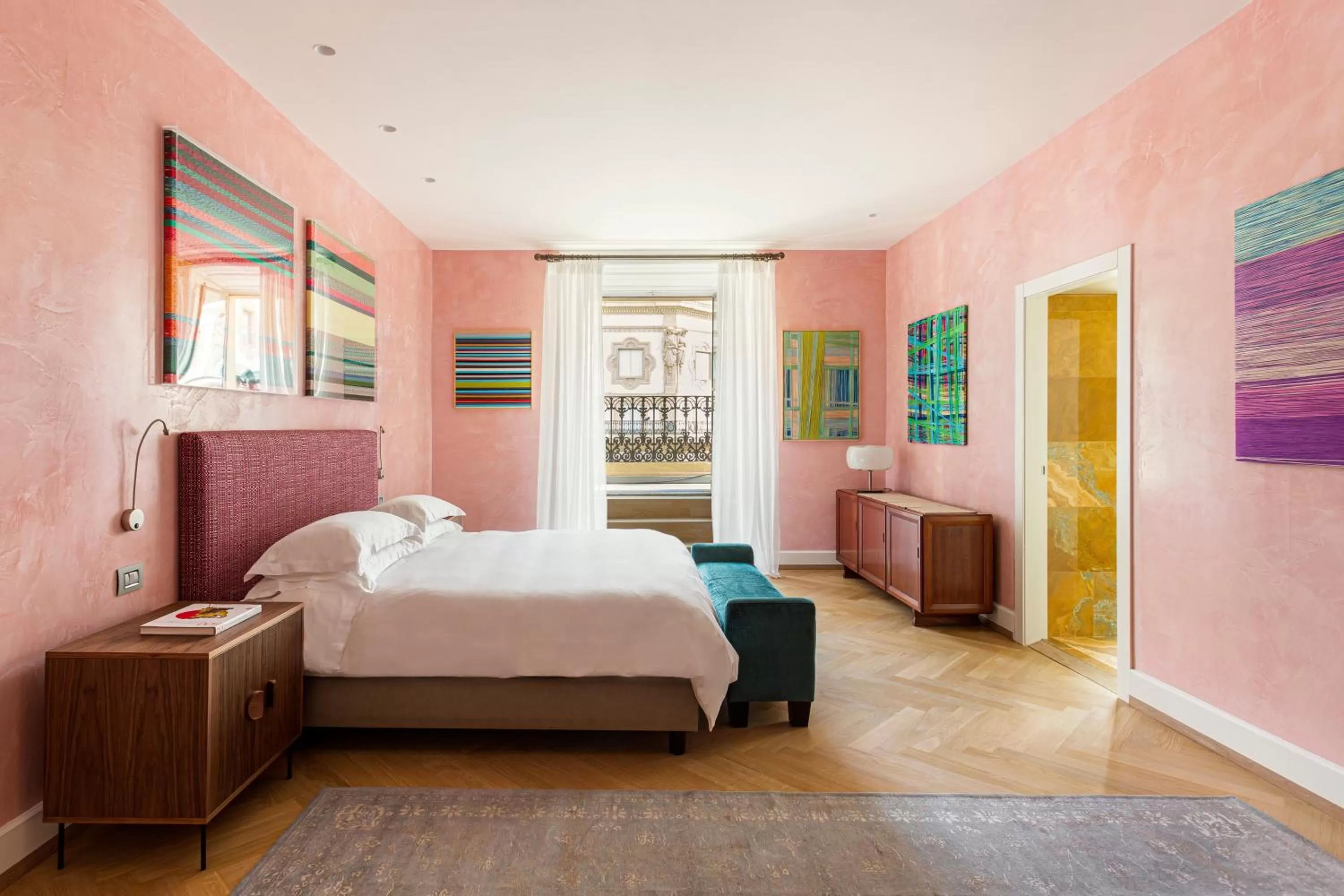 Bedroom, Bed in Galleria Vik Milano - Townhouse Galleria - Small Luxury Hotels of the World