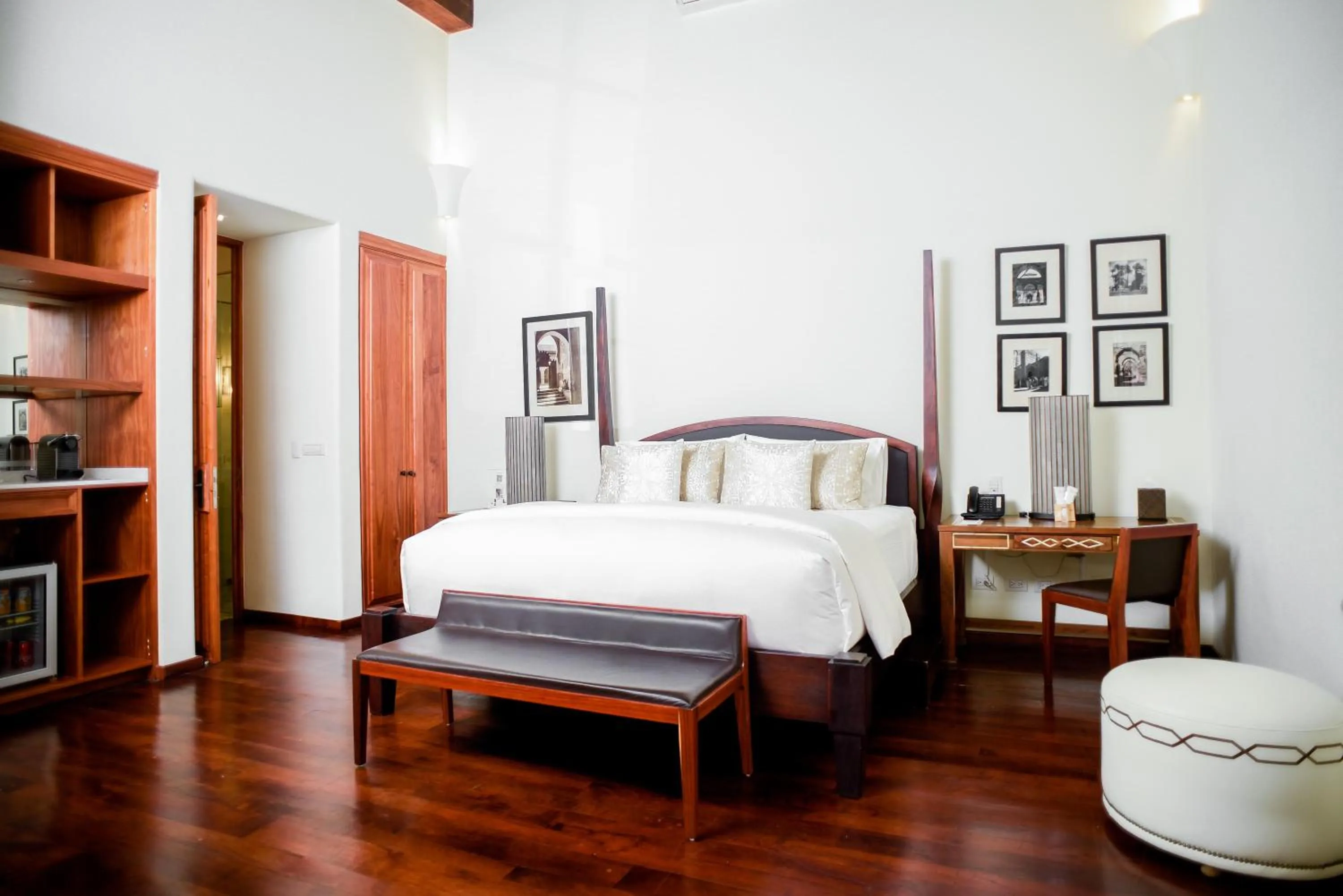 Bed in Hotel Casa Blanca 7