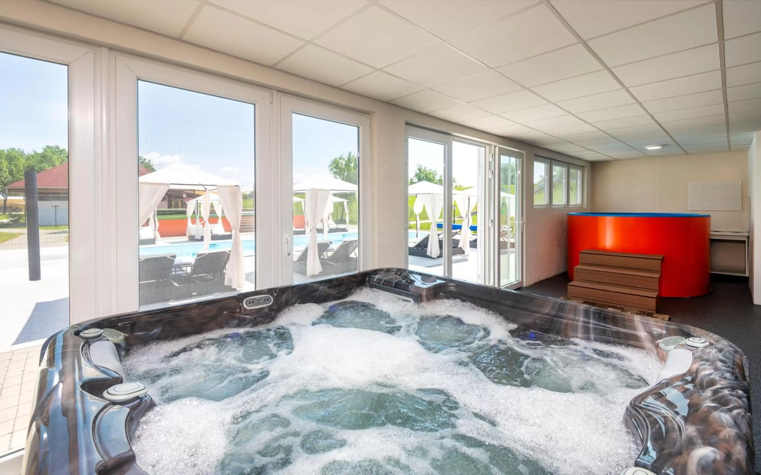 Hot Tub in Tisza-tó Apartmanpark