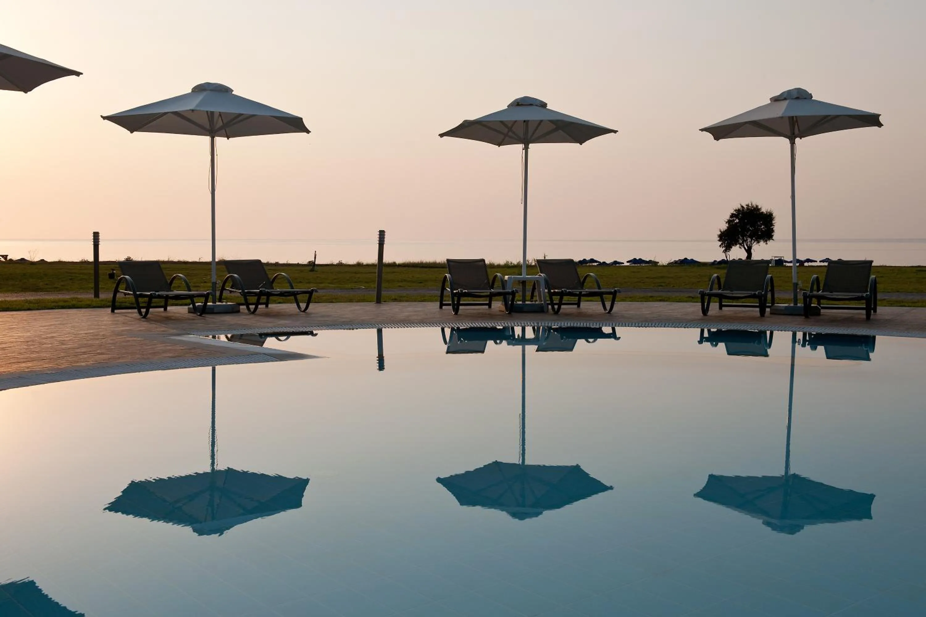 Natural landscape in Apollo Blue