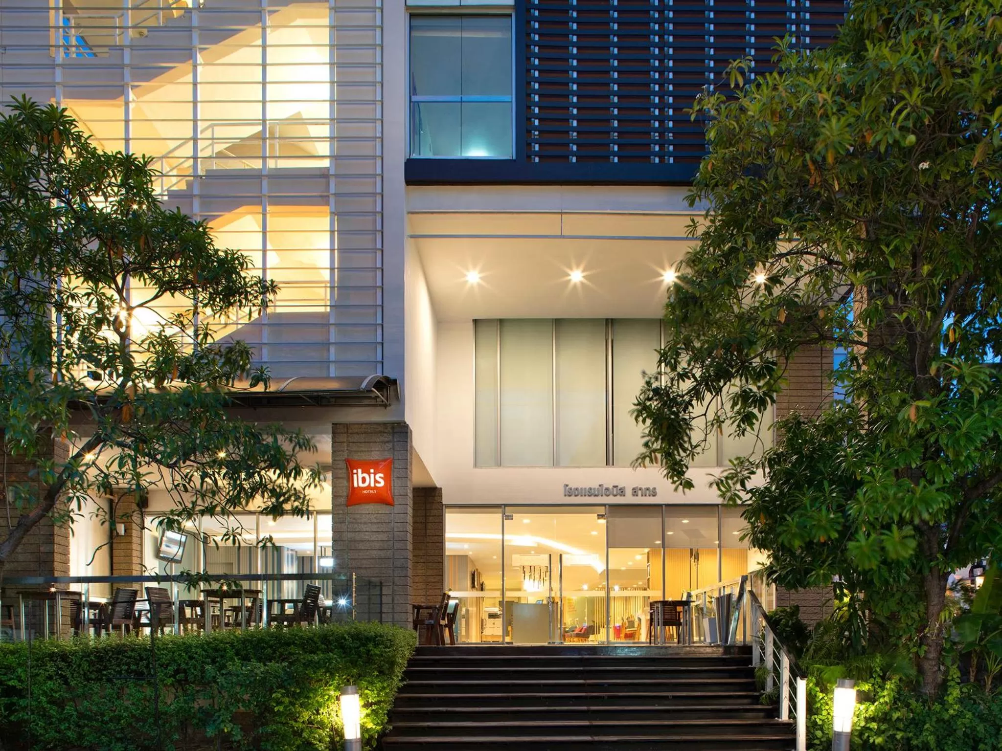 Facade/entrance in ibis Bangkok Sathorn
