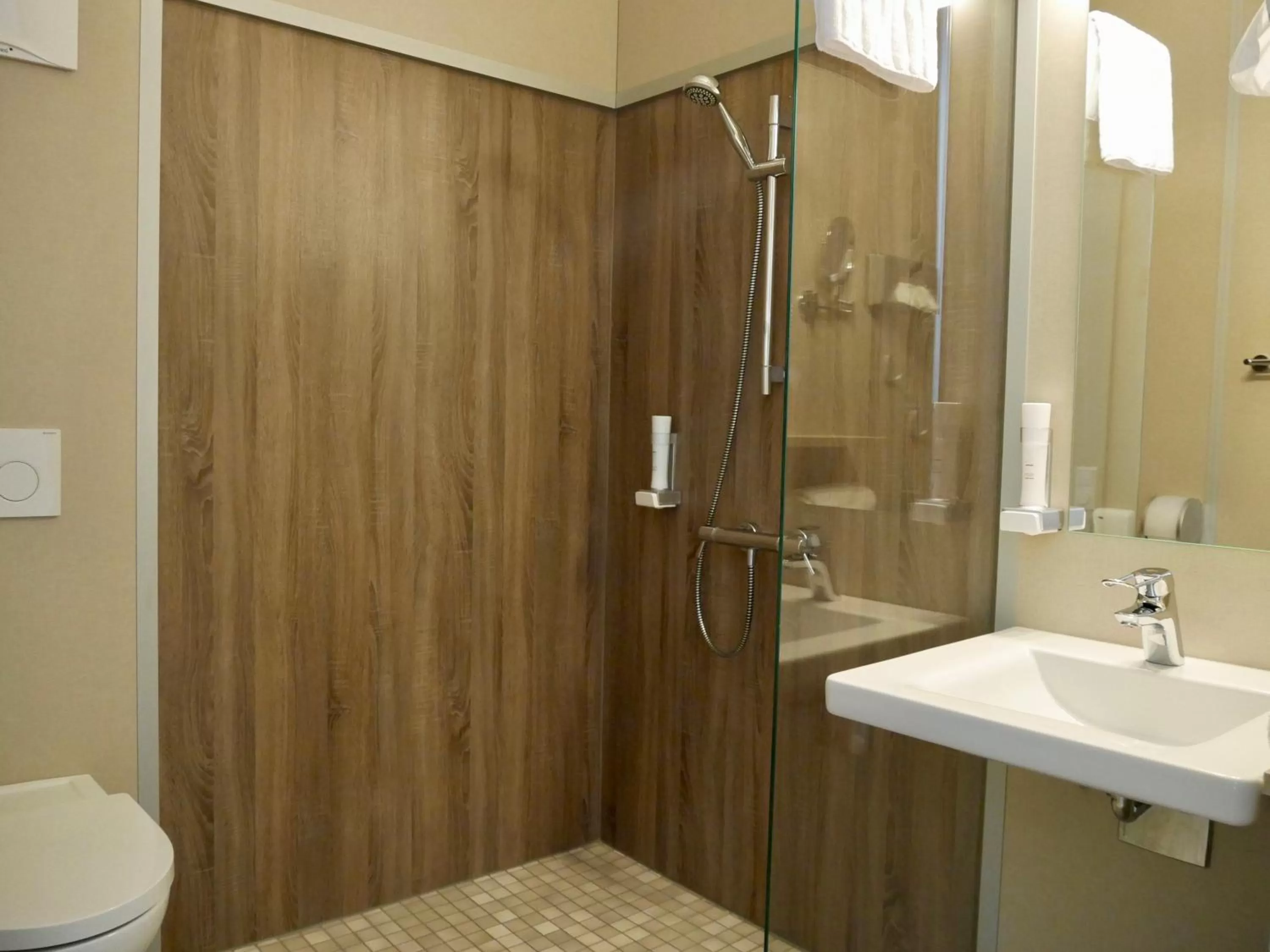 Bathroom in Hotel Hohenloher Tor