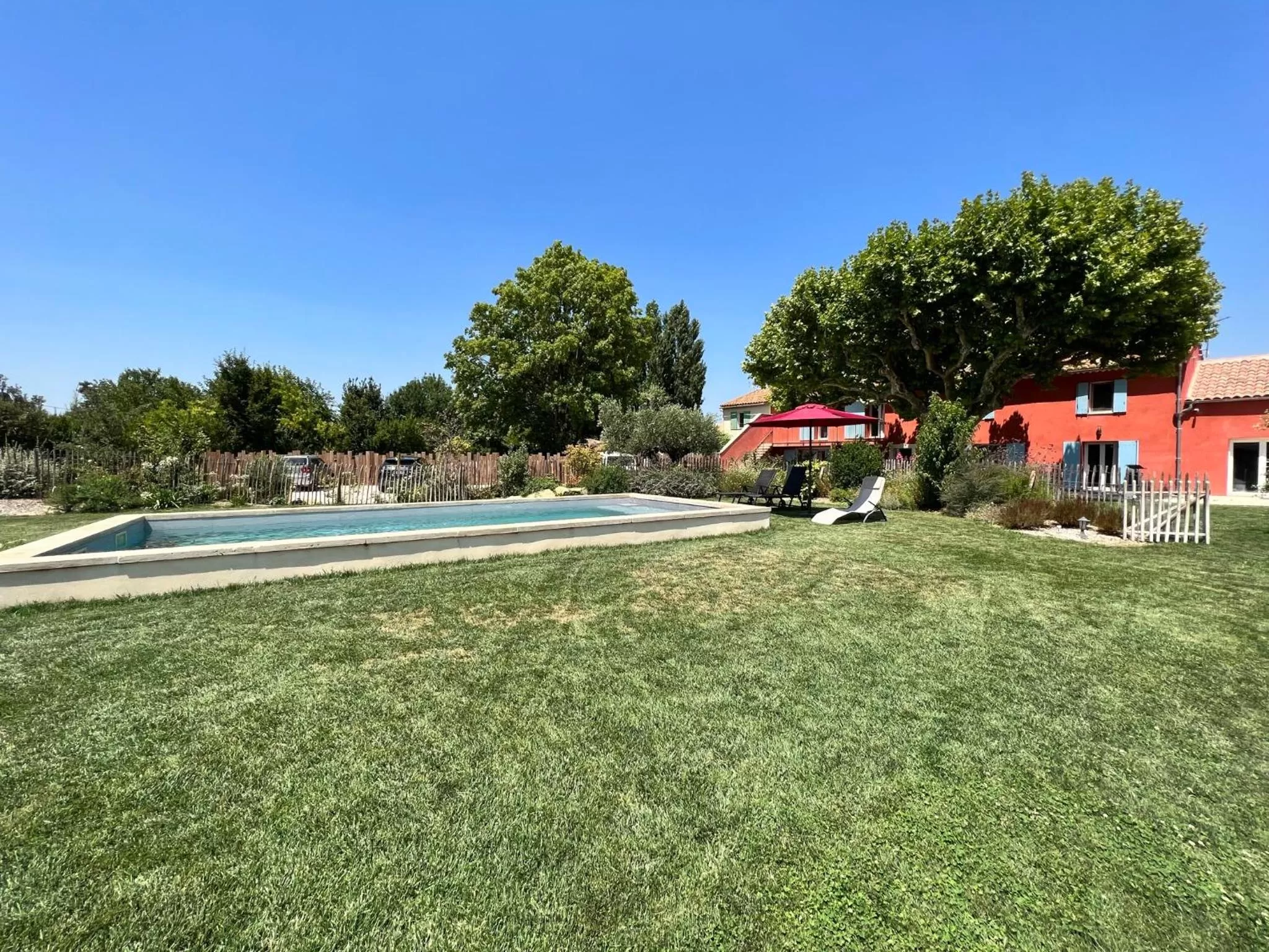 Property building, Swimming Pool in BASTIDE DES MARTELIERES