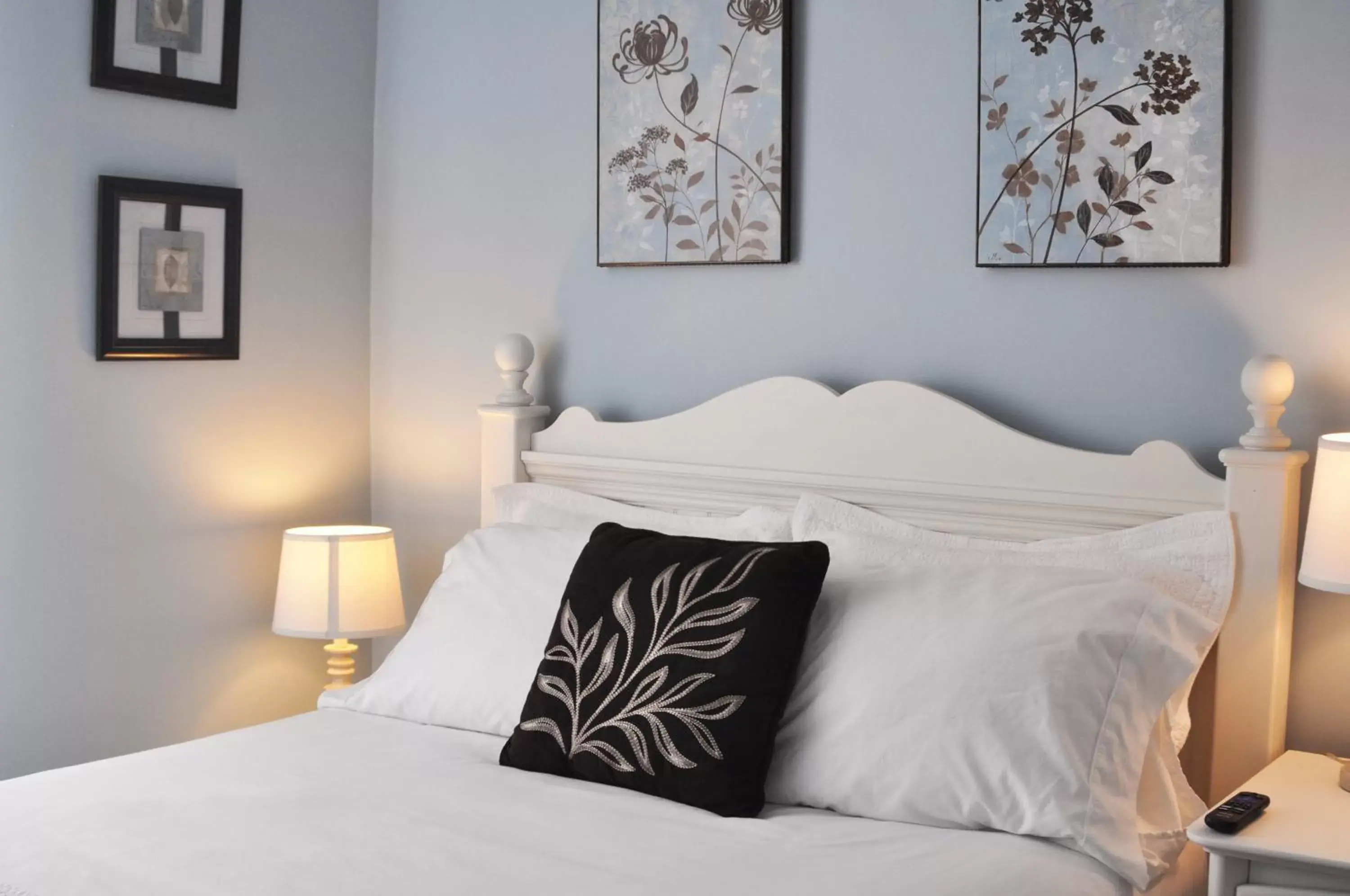 Standard Double Room in The Doctor's Inn Standard Double Room in The Doctor's Inn