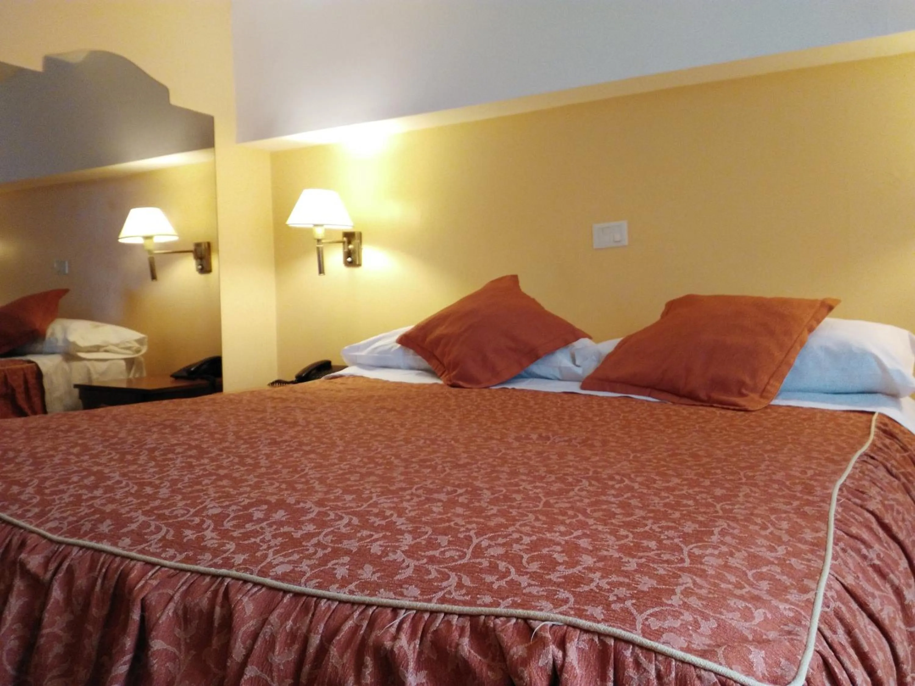 Bedroom, Bed in Hotel A&B Internacional