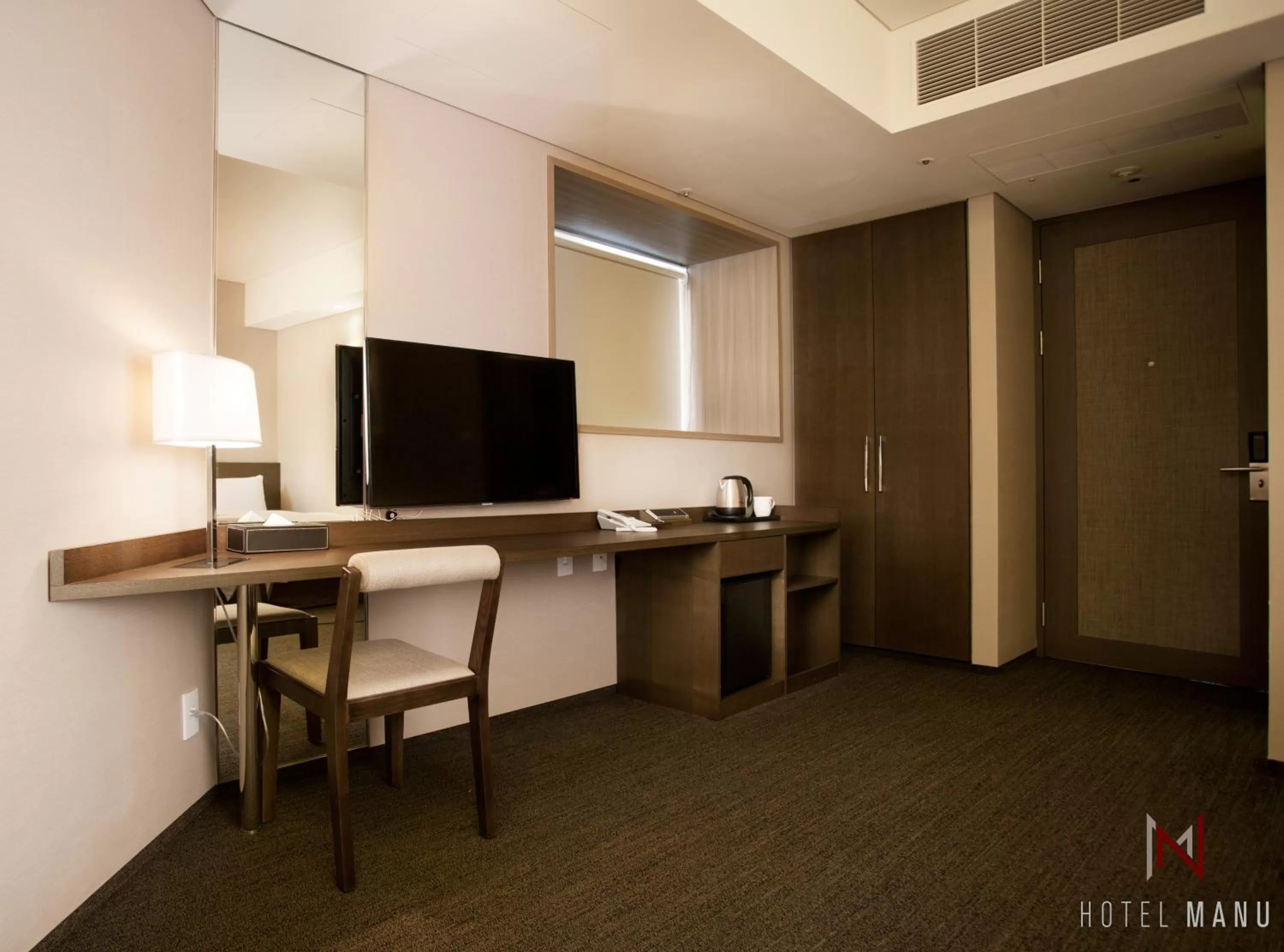 Photo of the whole room in Hotel Manu Seoul