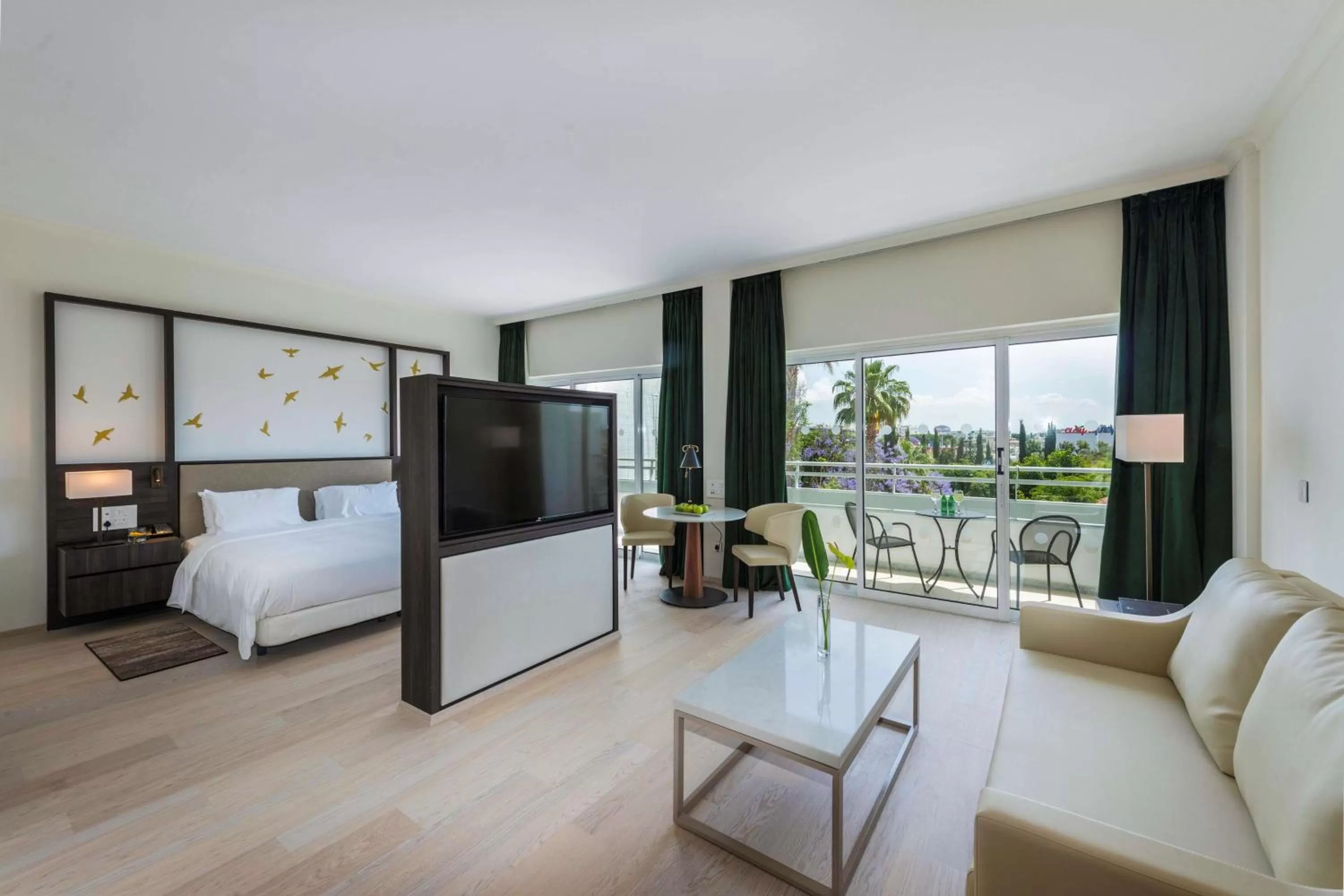 Bed in Hilton Nicosia