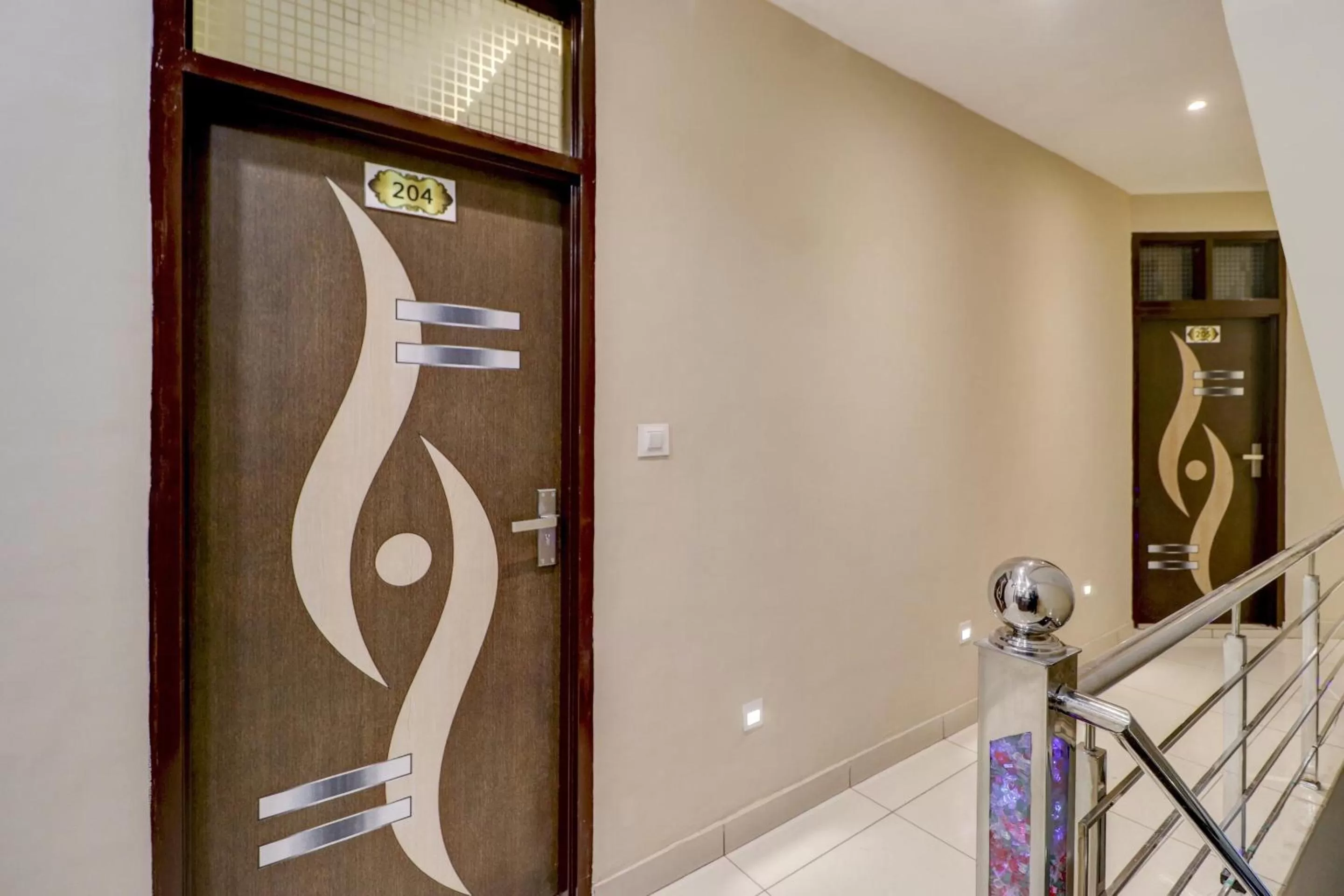 Facade/entrance in OYO Flagship 77562 Hotel Kabir