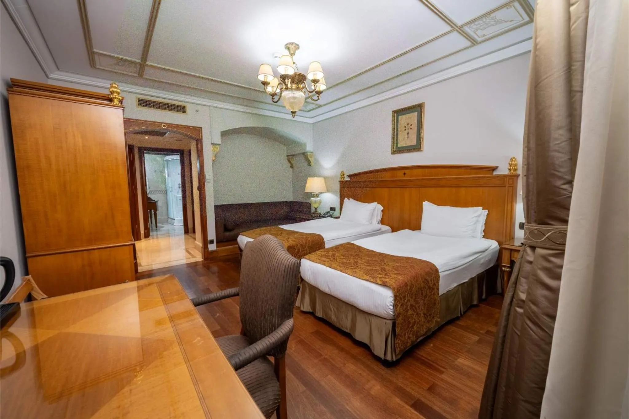 Bed in The Central Palace Taksim