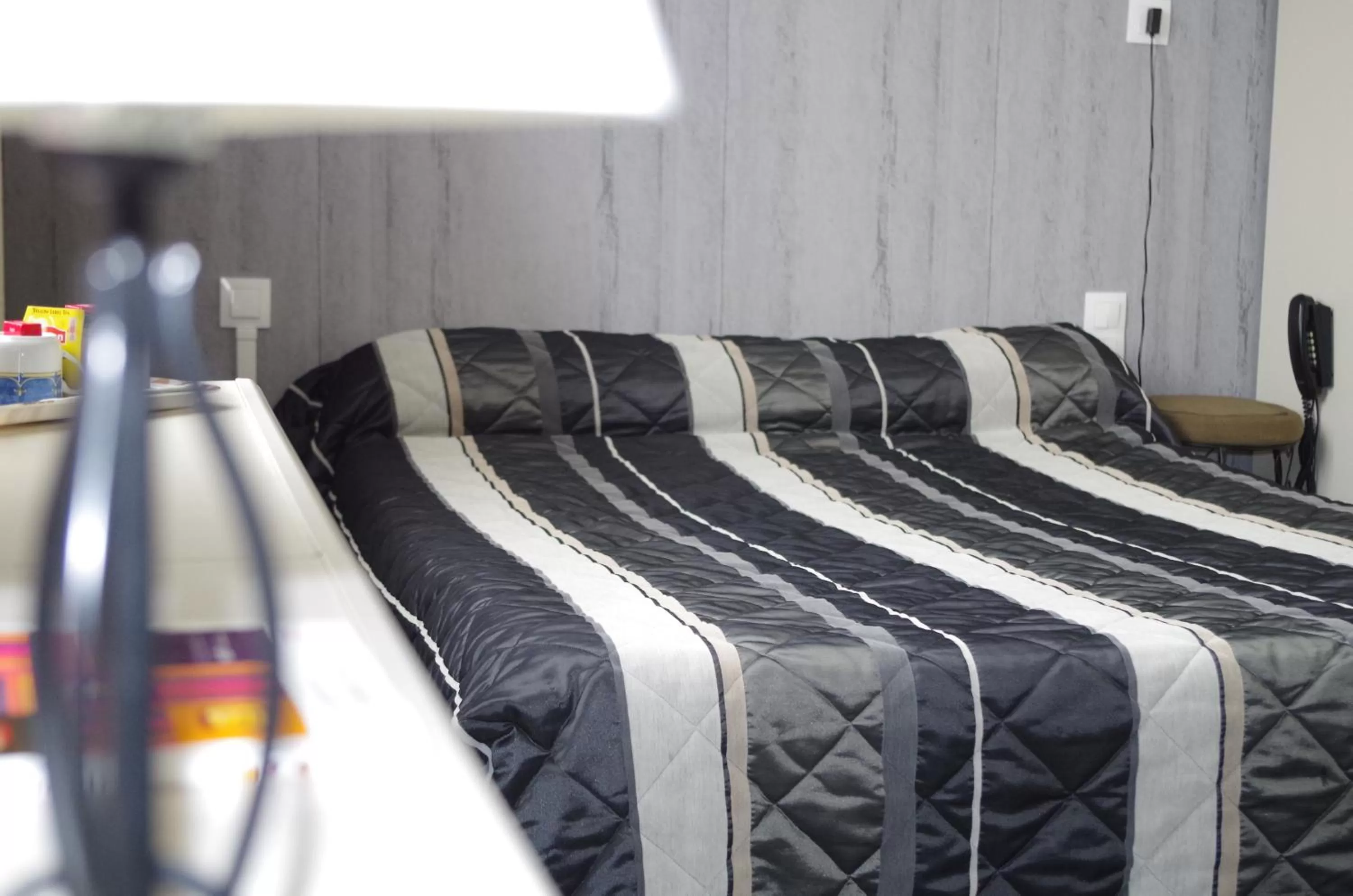 Decorative detail, Bed in The Originals City, Hôtel Le Savoy, Caen