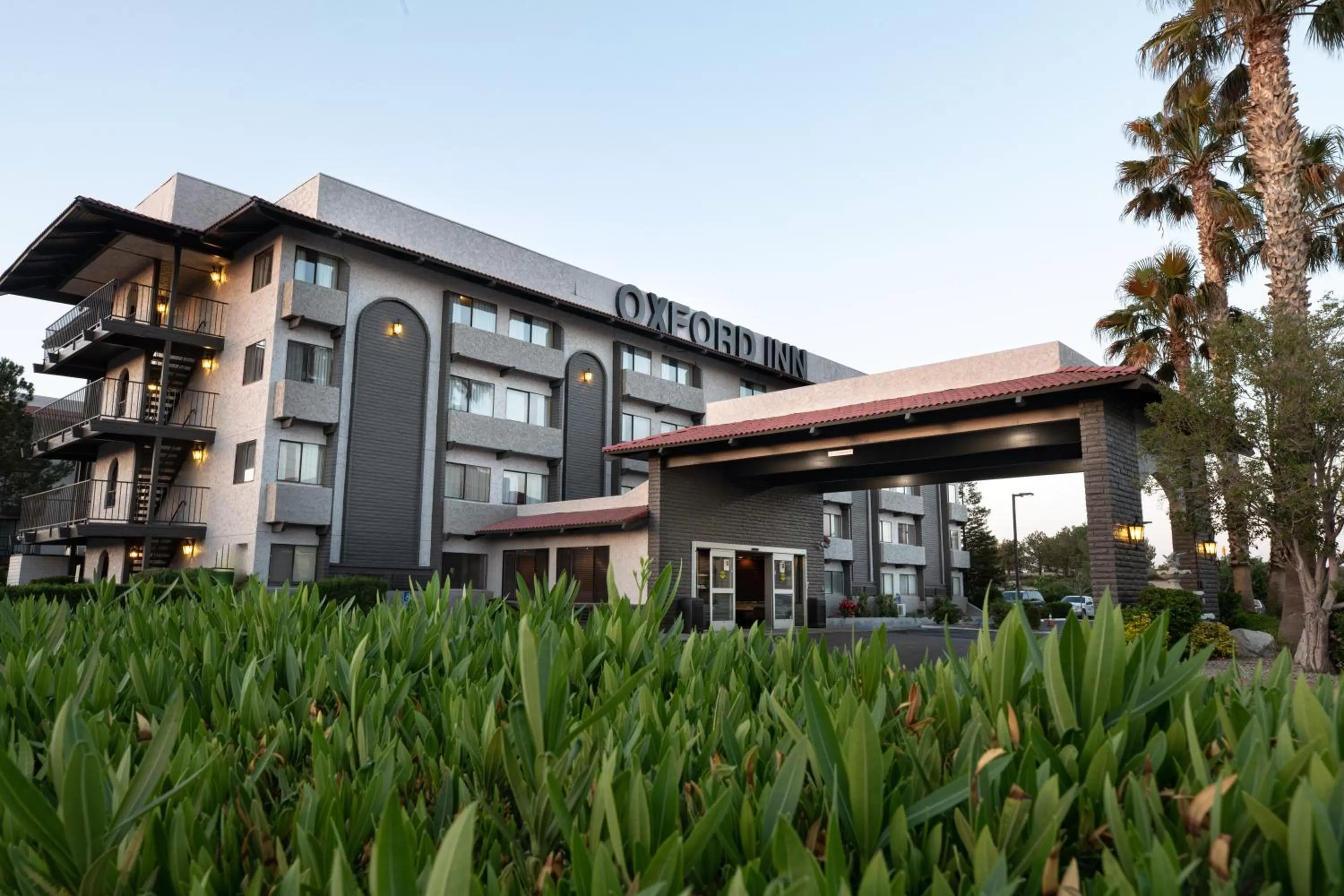 Oxnard Inn Lancaster