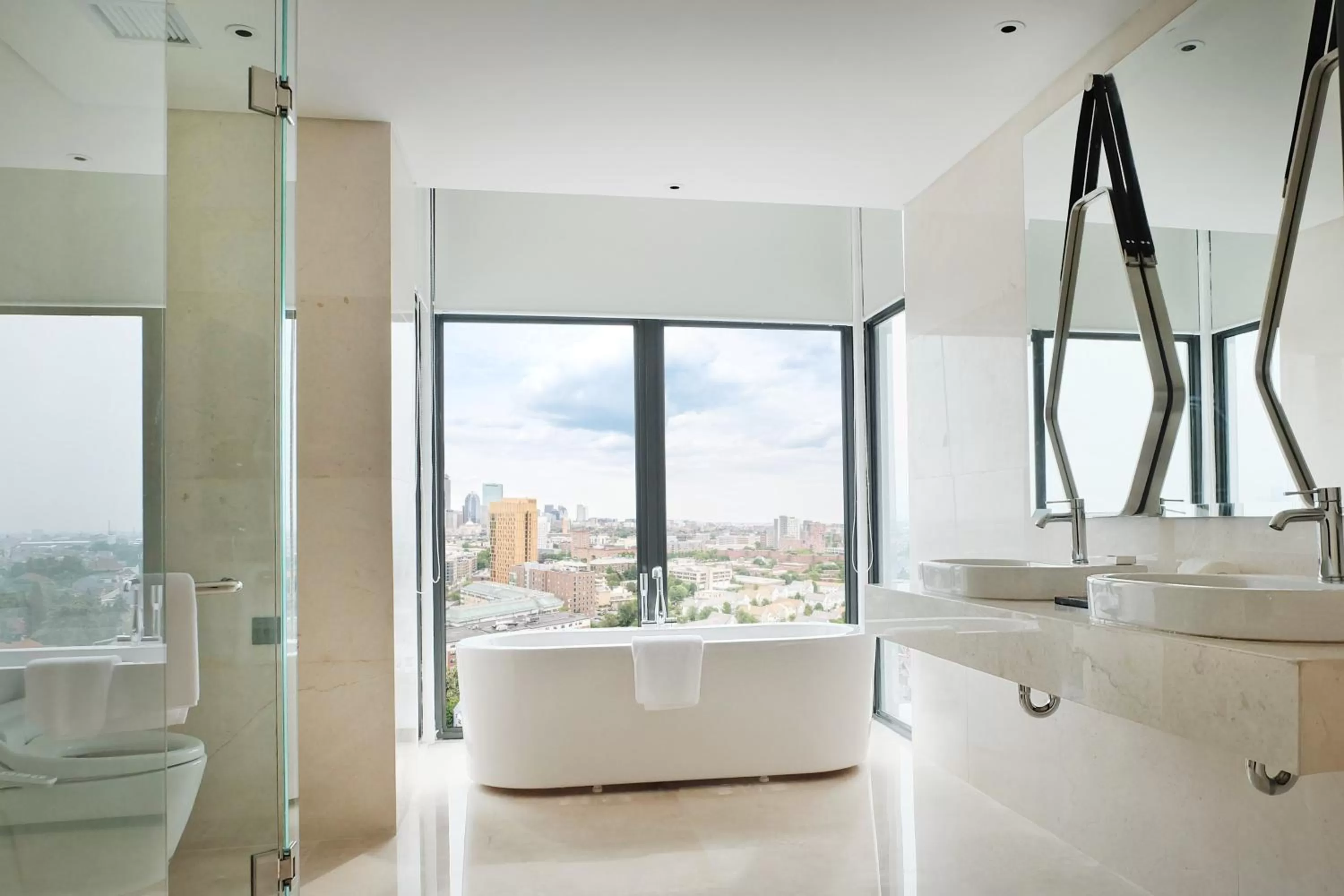 Bath in Goodrich Suites, Jakarta