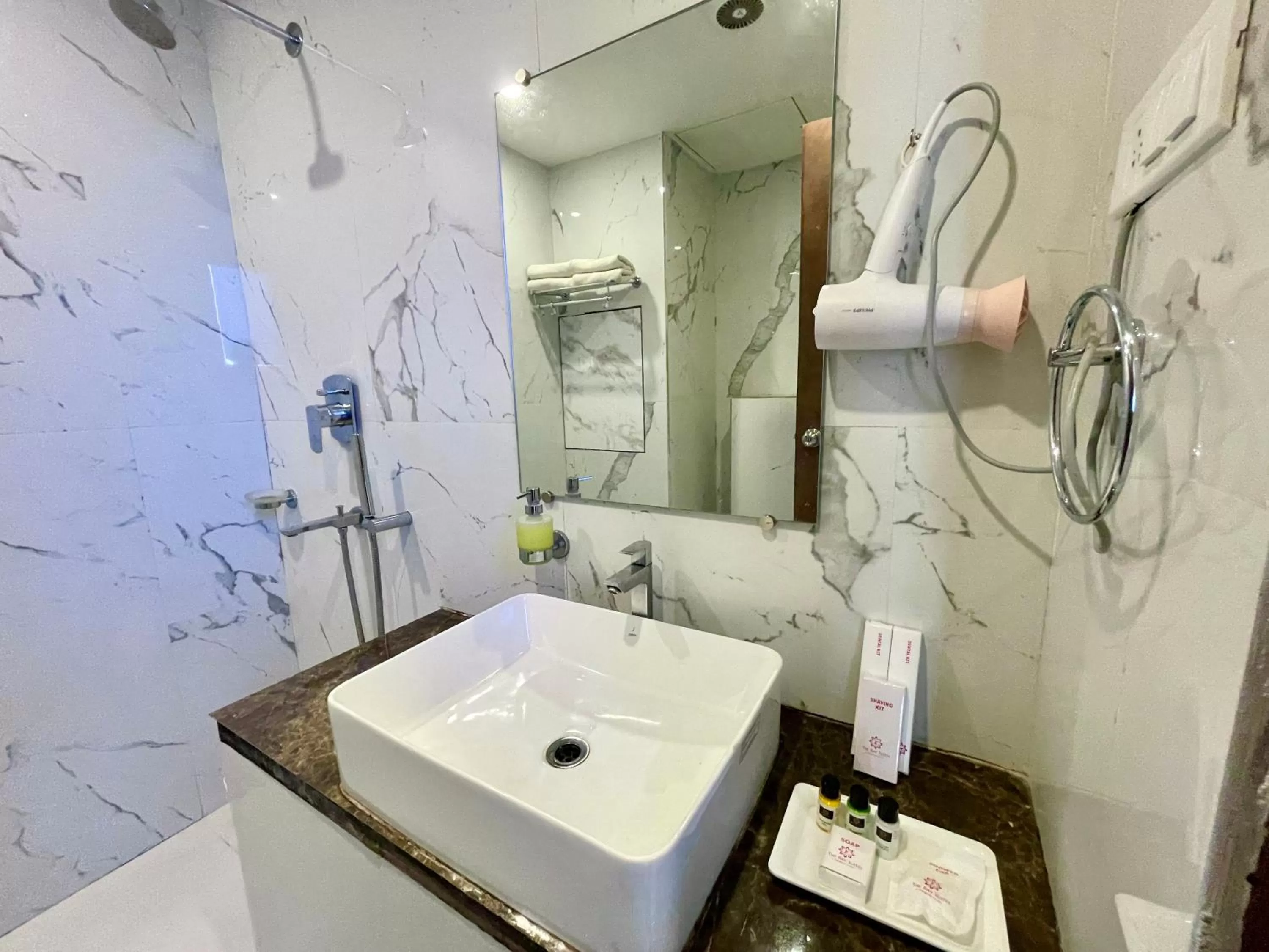 Bathroom in Hotel TBS sea view ! Puri