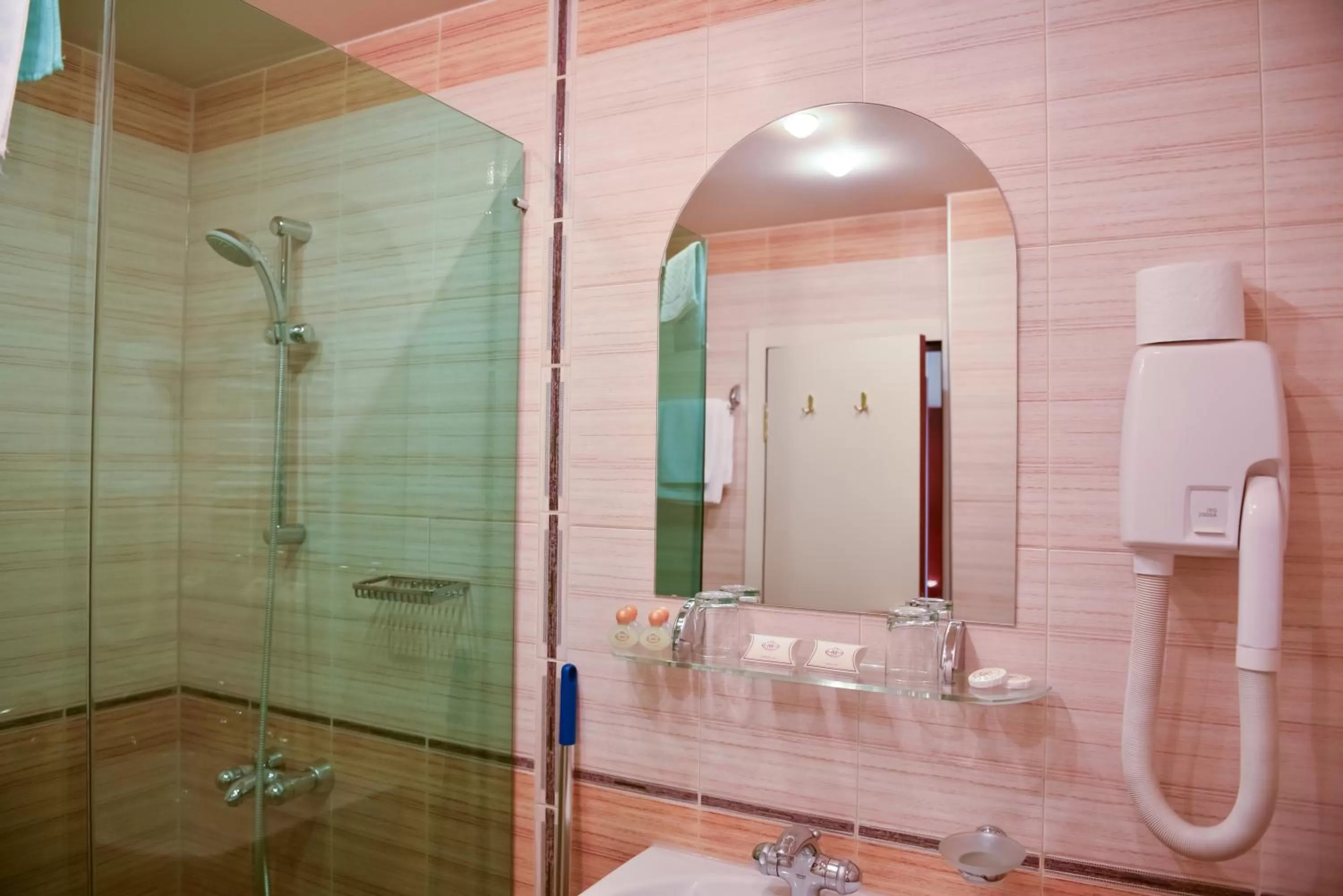 Bathroom in Martin Club Hotel