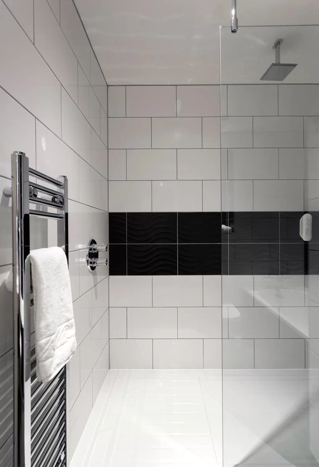 Shower, Bathroom in The John Francis Basset Wetherspoon