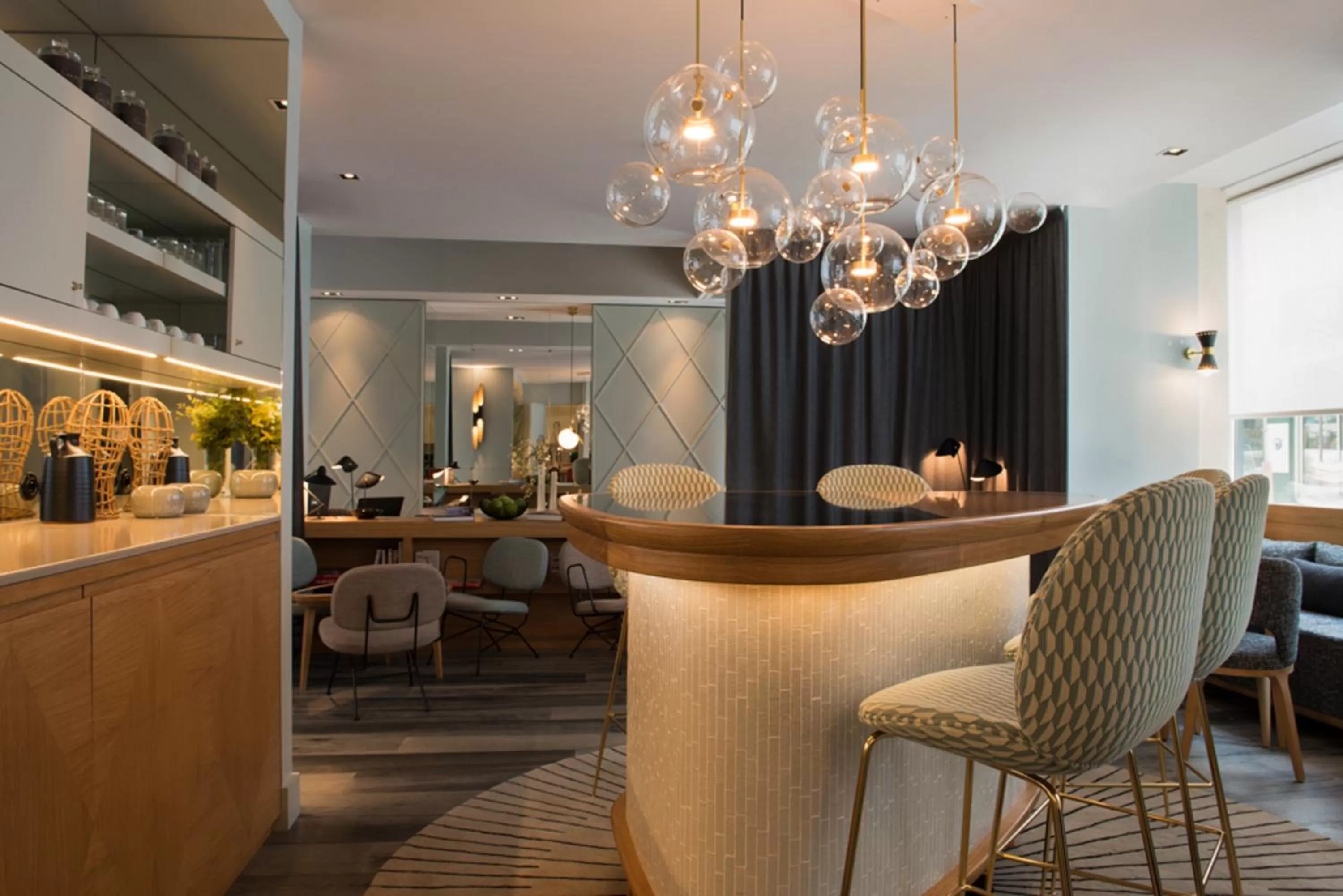 Lounge or bar in Millésime Hôtel