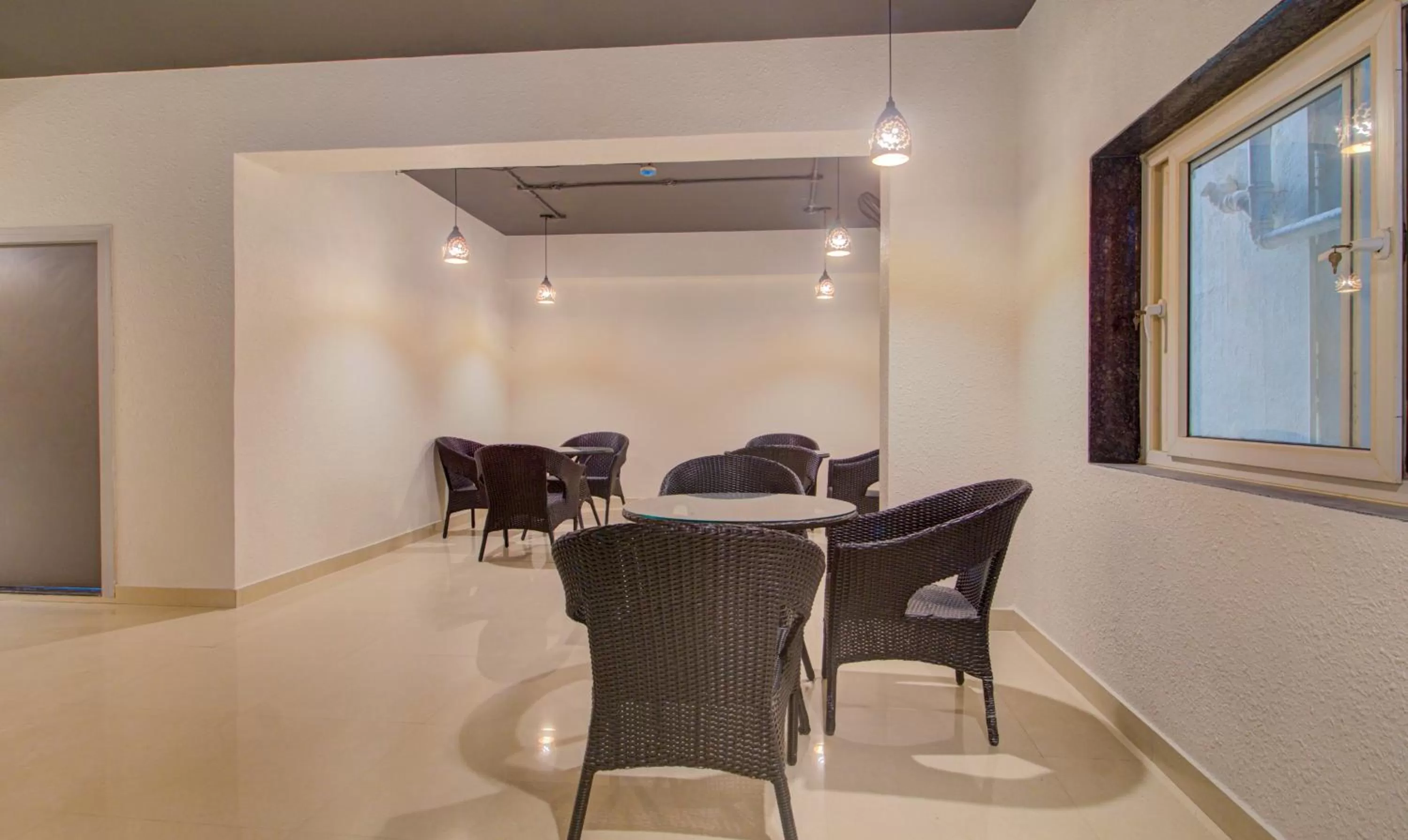 Dining area in Treebo De Alphabet Kondapur