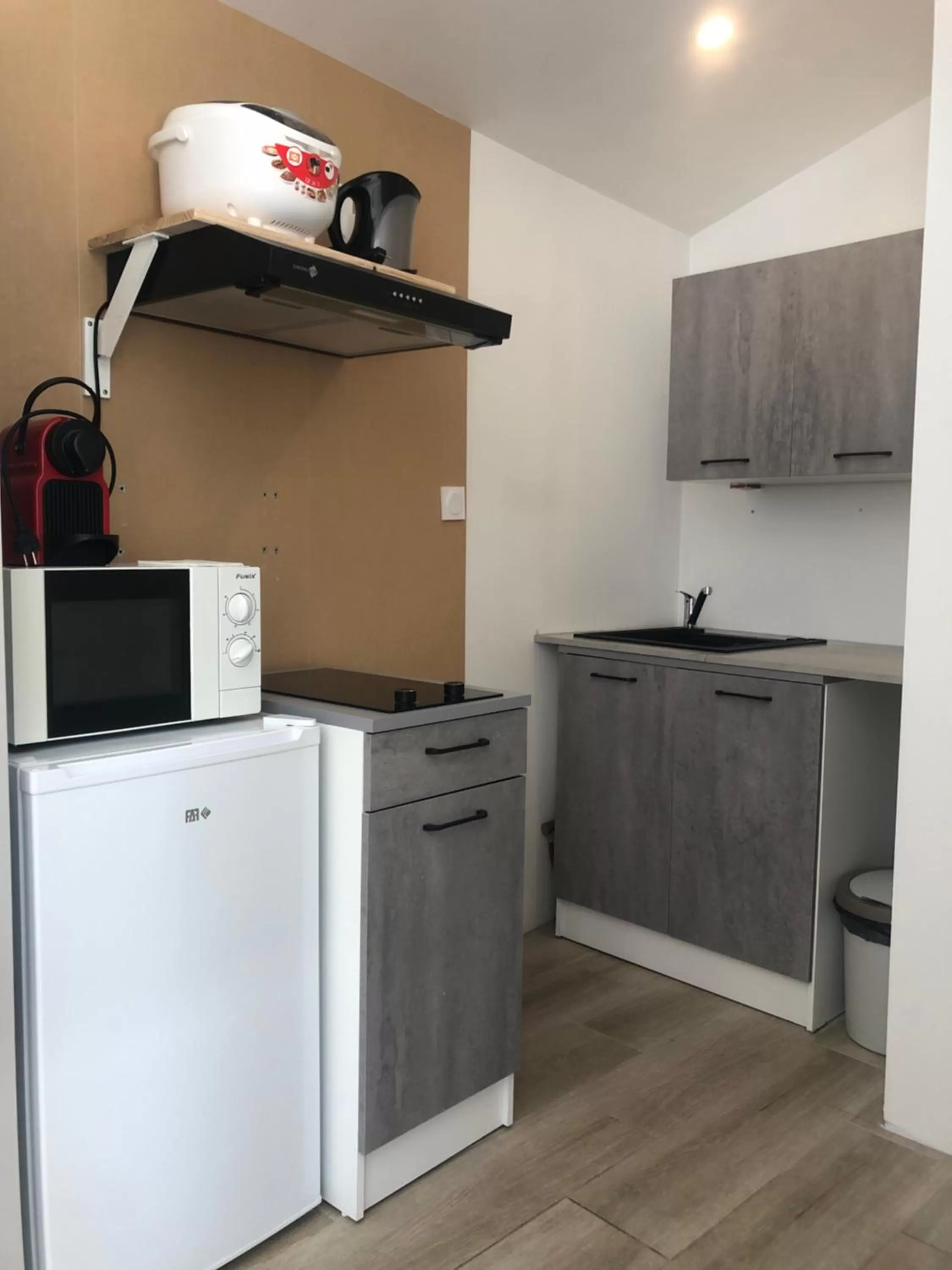 Kitchen or kitchenette, Kitchen/Kitchenette in Au Petit C'Alain