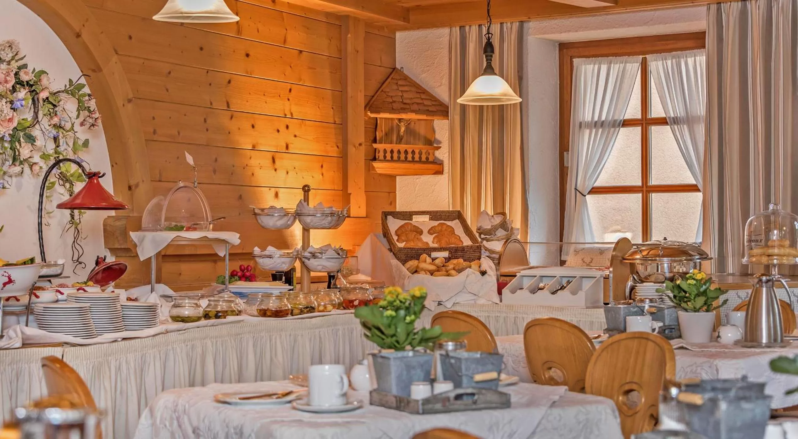 Buffet breakfast, Restaurant/Places to Eat in Hotel Mutz