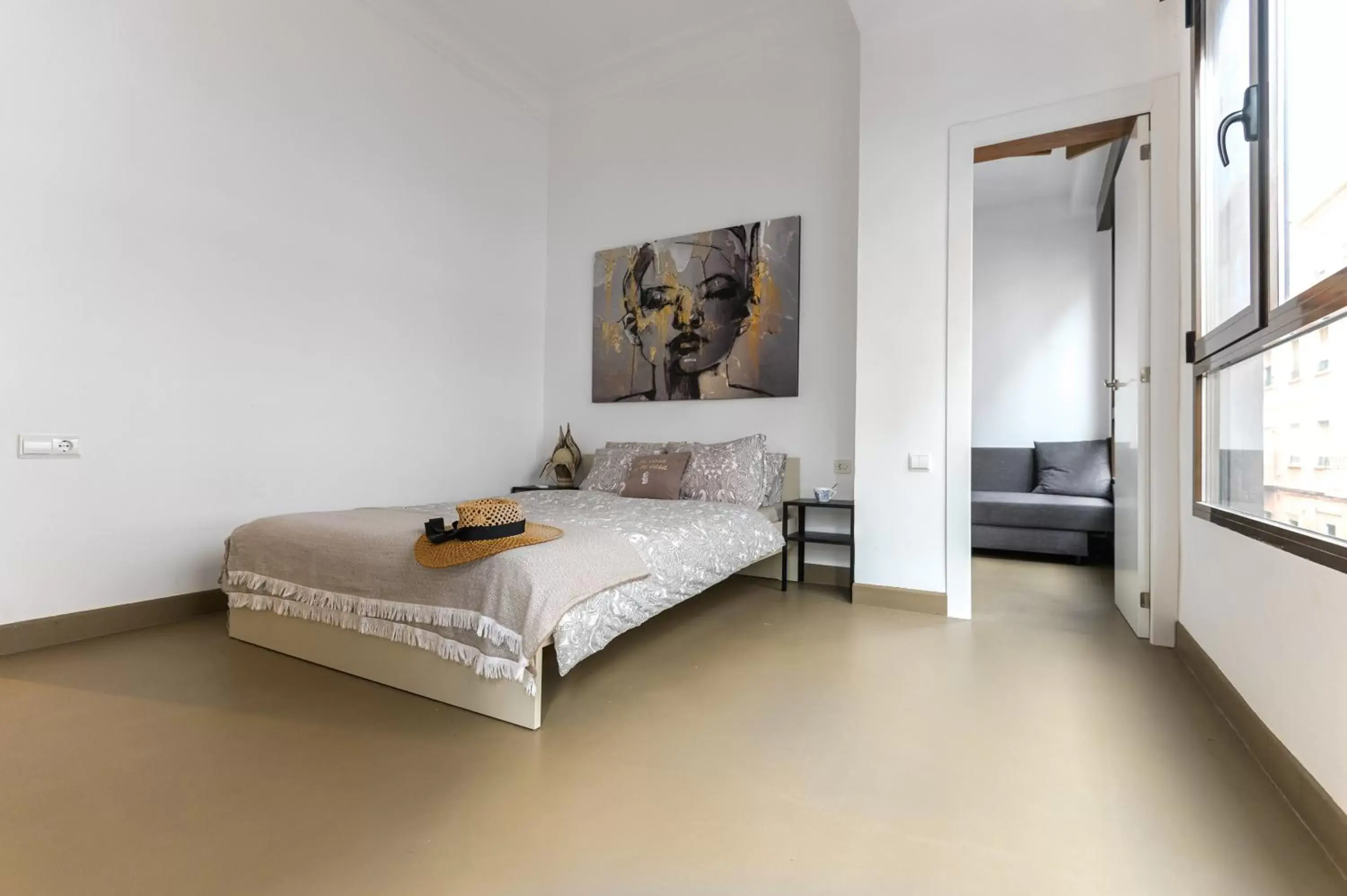 Two-Bedroom Apartment in Soho Boho Apartments - with sunny rooftop terrace and fiber optic internet Two-Bedroom Apartment in Soho Boho Apartments - with sunny rooftop terrace and fiber optic internet