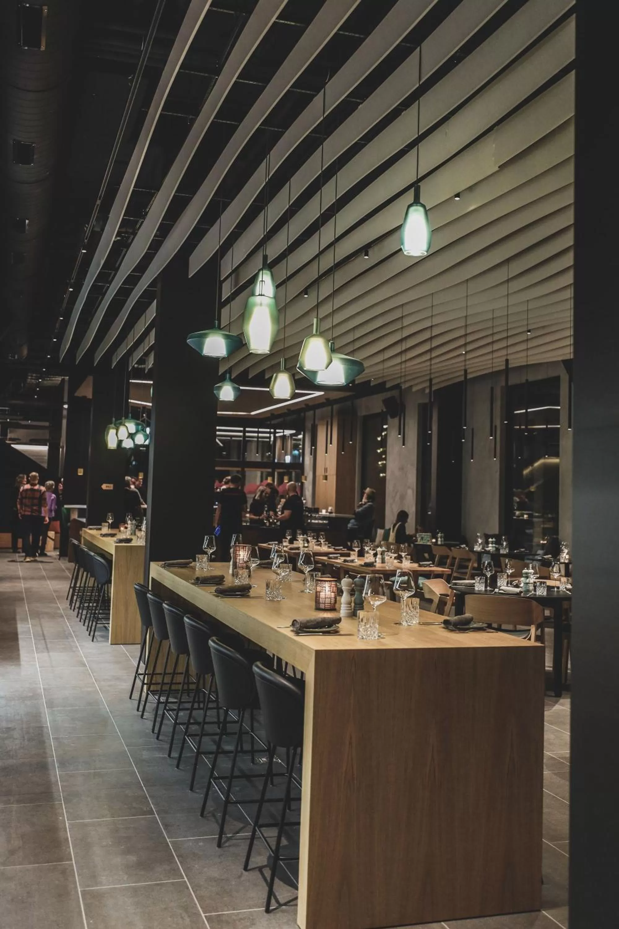 Restaurant/places to eat in AVES Hotel&Apartment Arosa