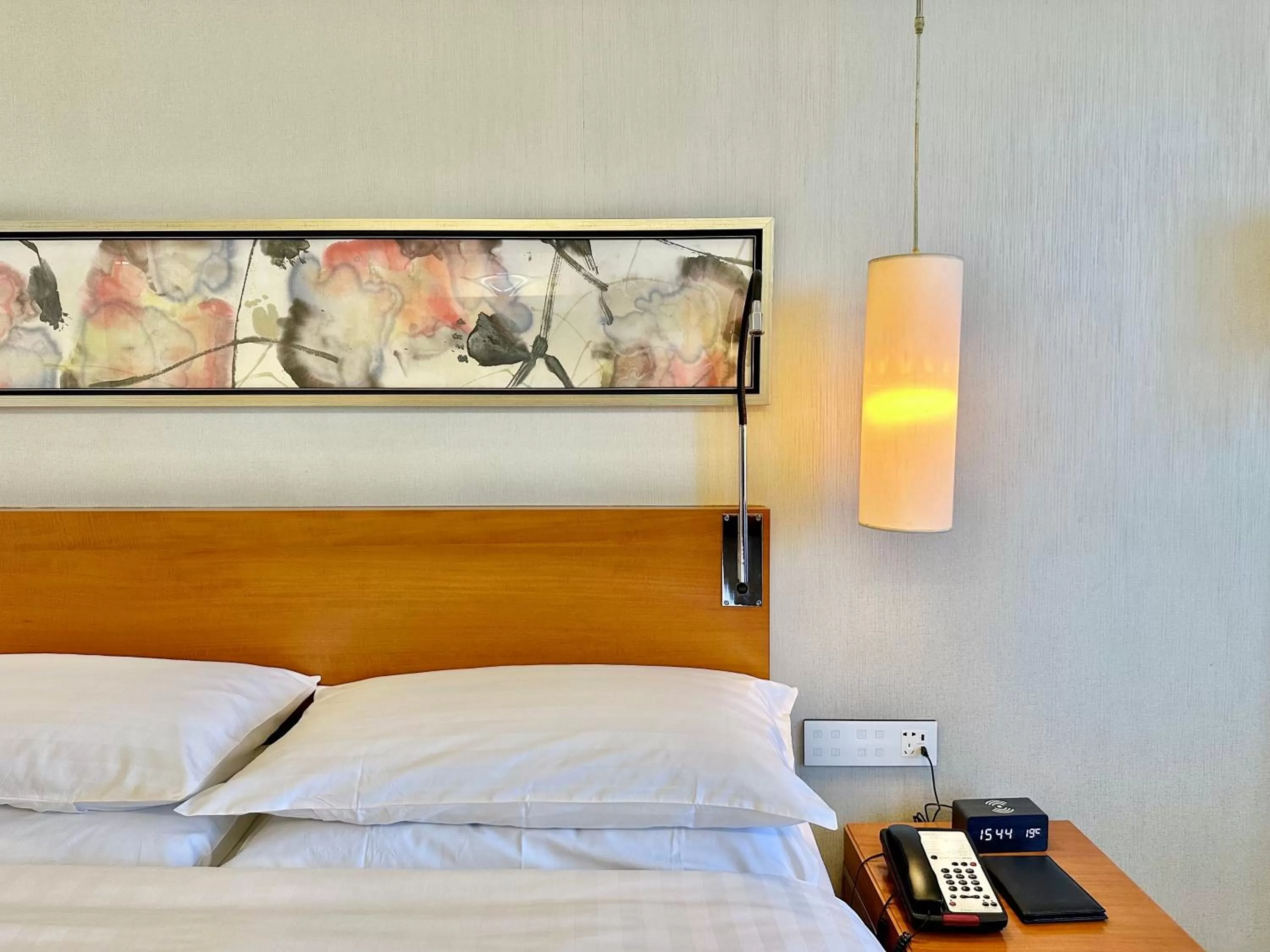 Bed in Swissotel Foshan, Guangdong