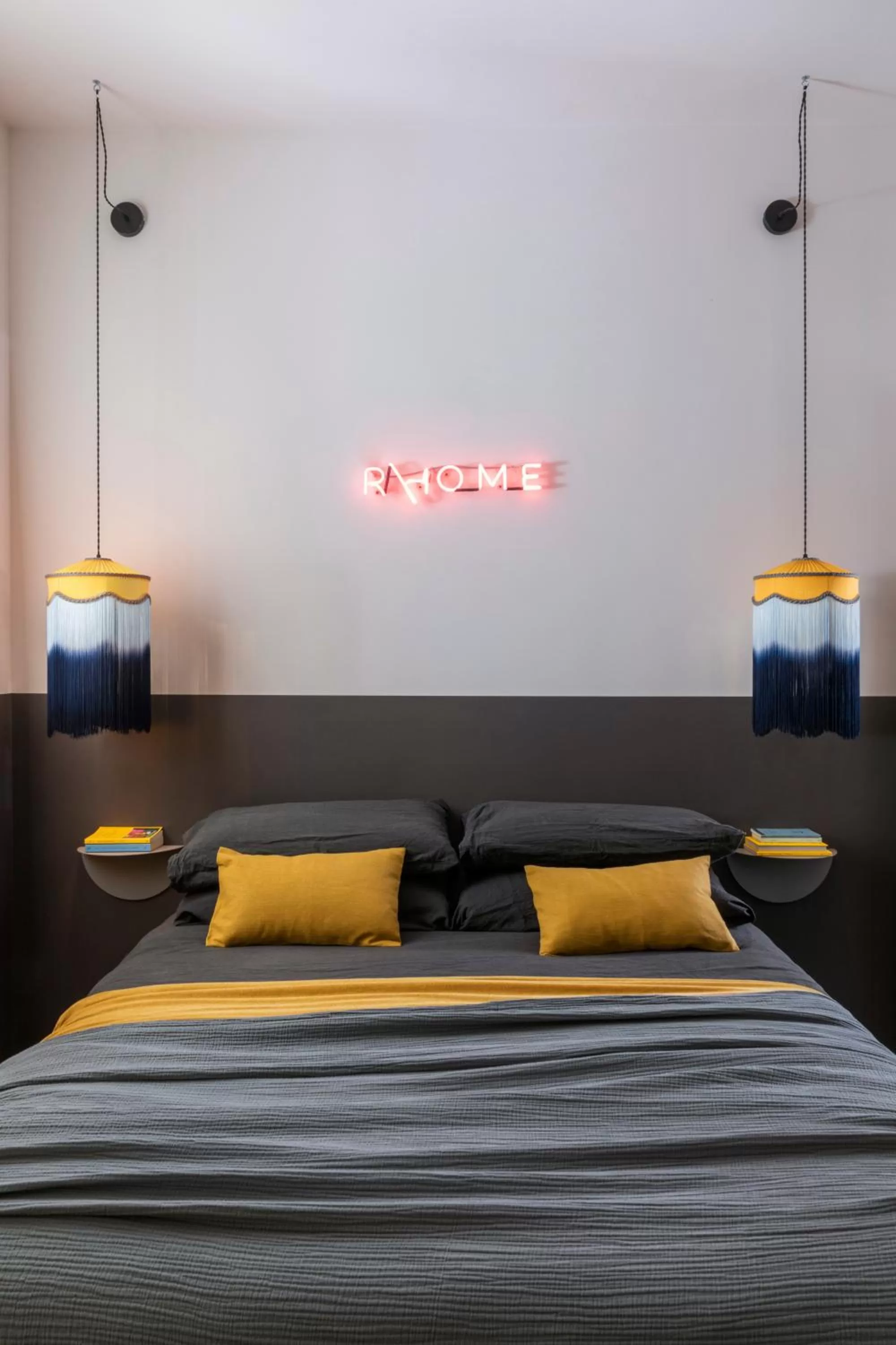 Bedroom, Bed in MARCANTONIO HOME ROME - Vatican -