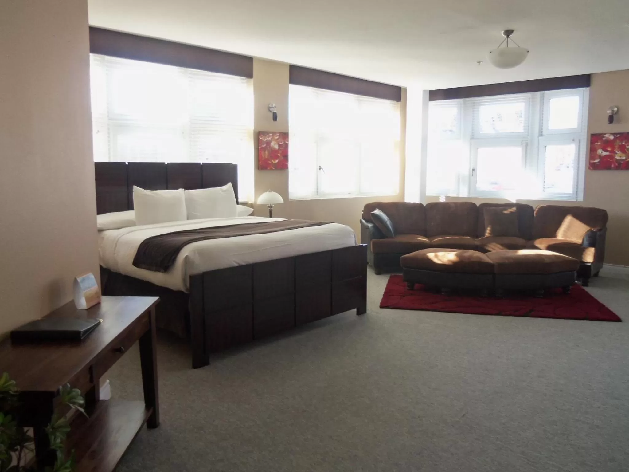 Living room, Bed in Century Casino & Hotel Cripple Creek