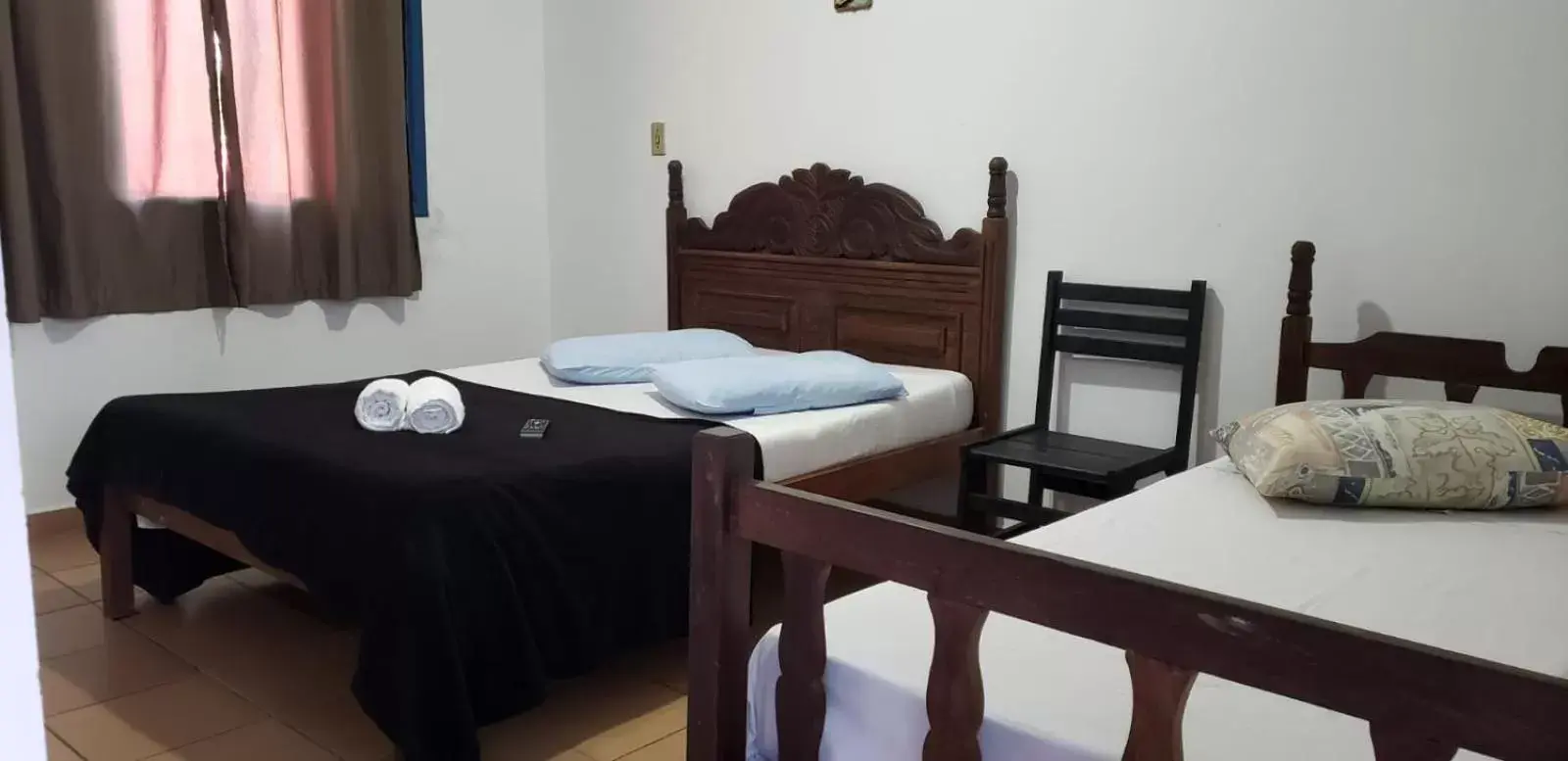 Basic Triple Room in Hotel Nevada Ubatuba Basic Triple Room in Hotel Nevada Ubatuba