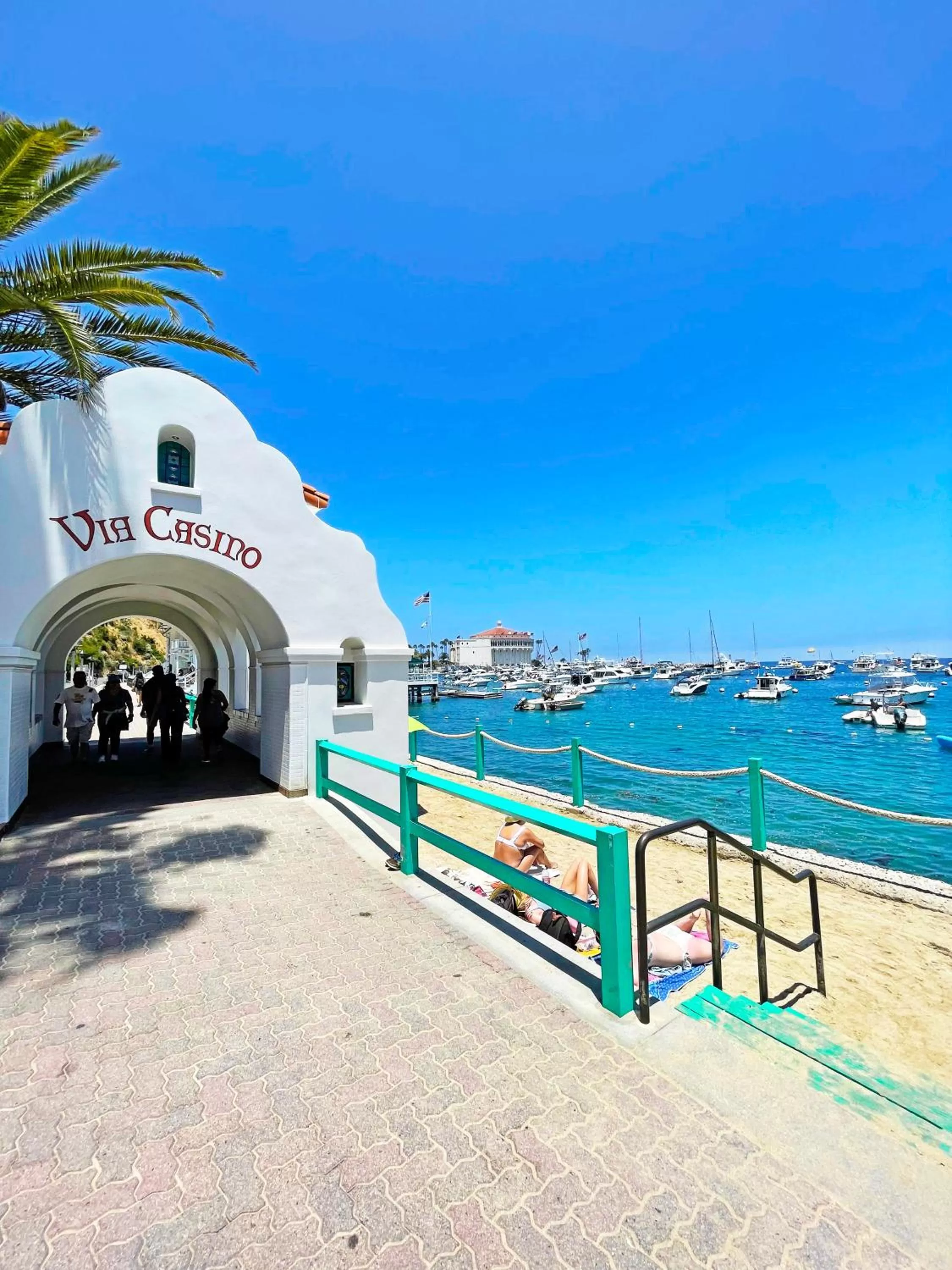 Day in Catalina Courtyard Suites