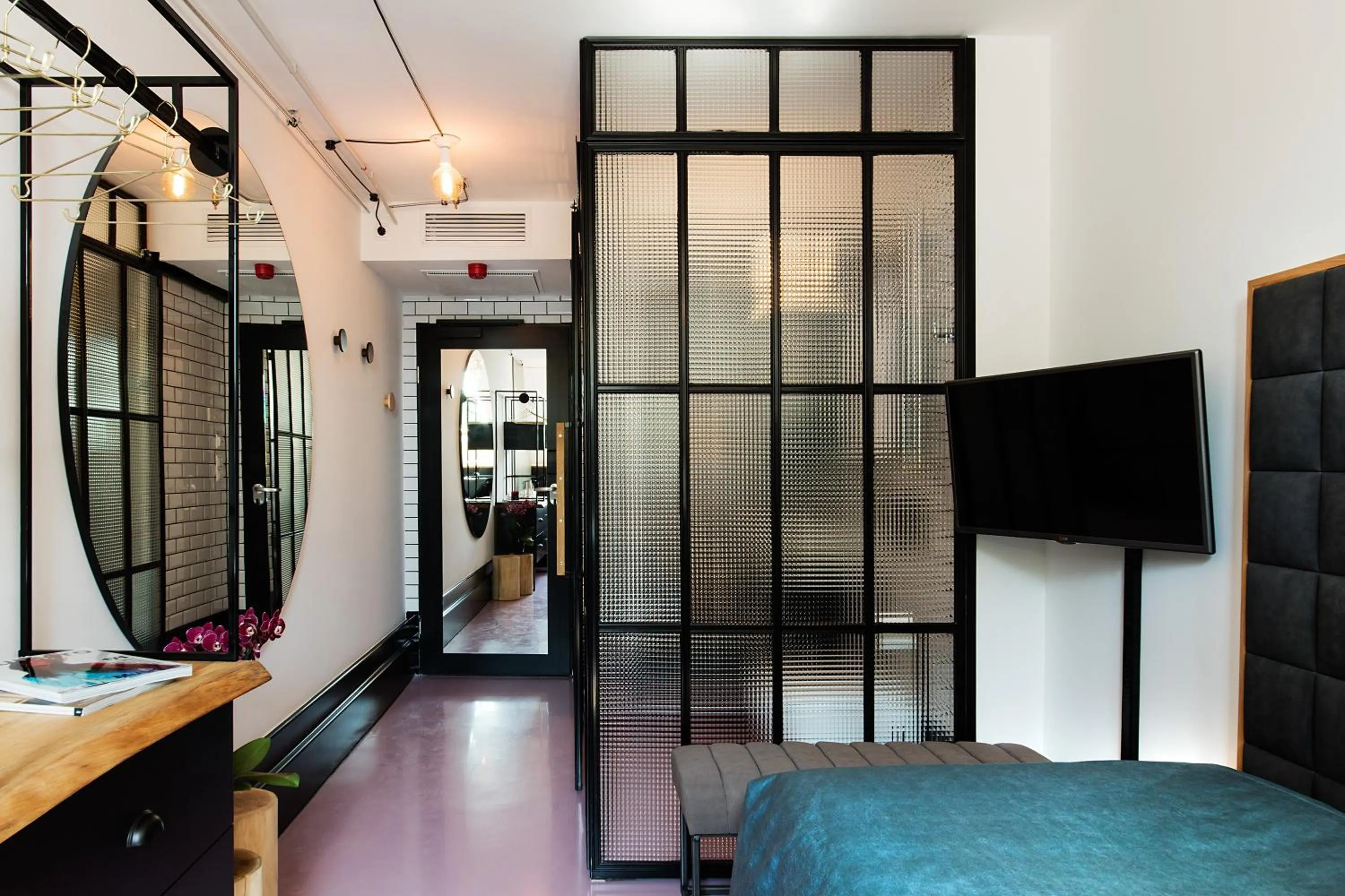 TV and multimedia in Hotel Rum Budapest