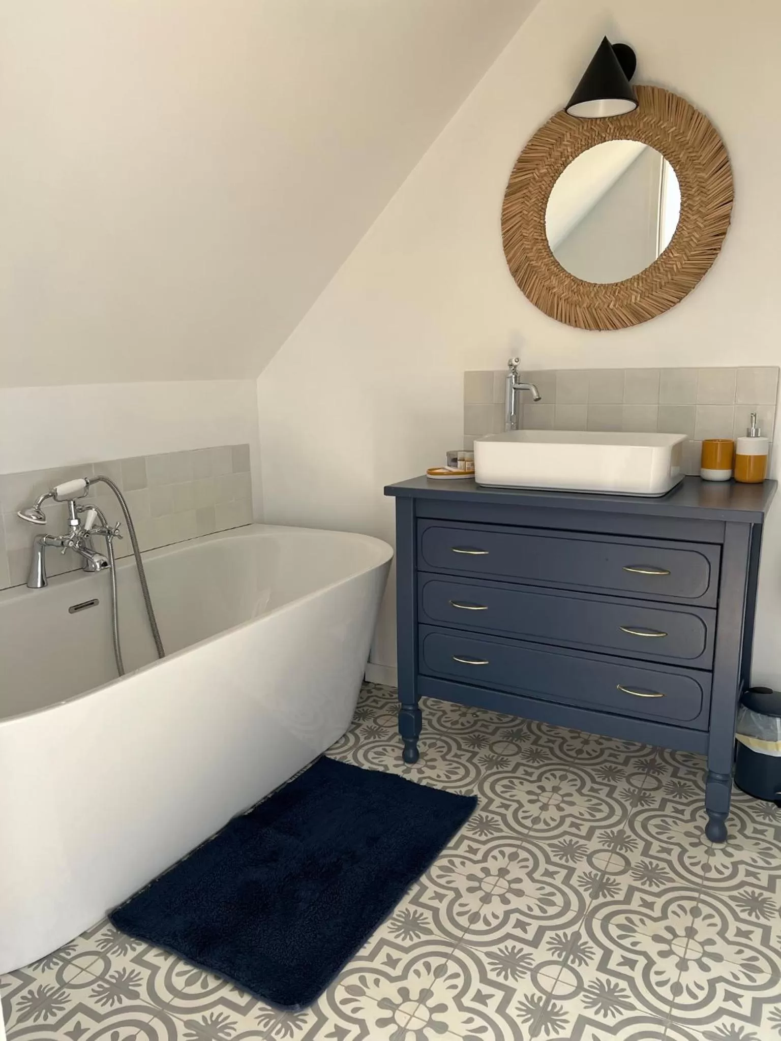 Bathroom in Le Logis de la Lettre