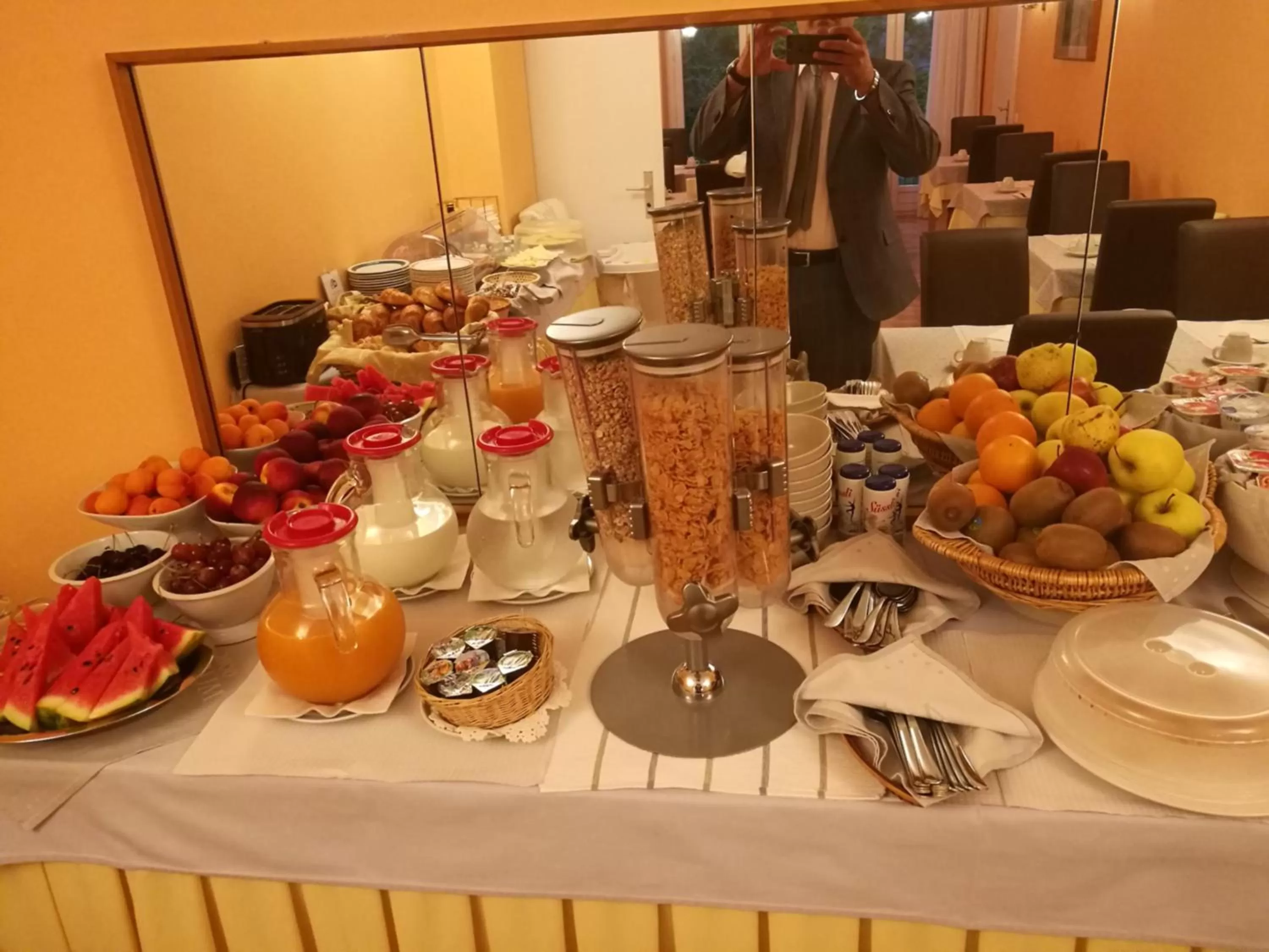 Food in Swiss Lodge Nassa Garni