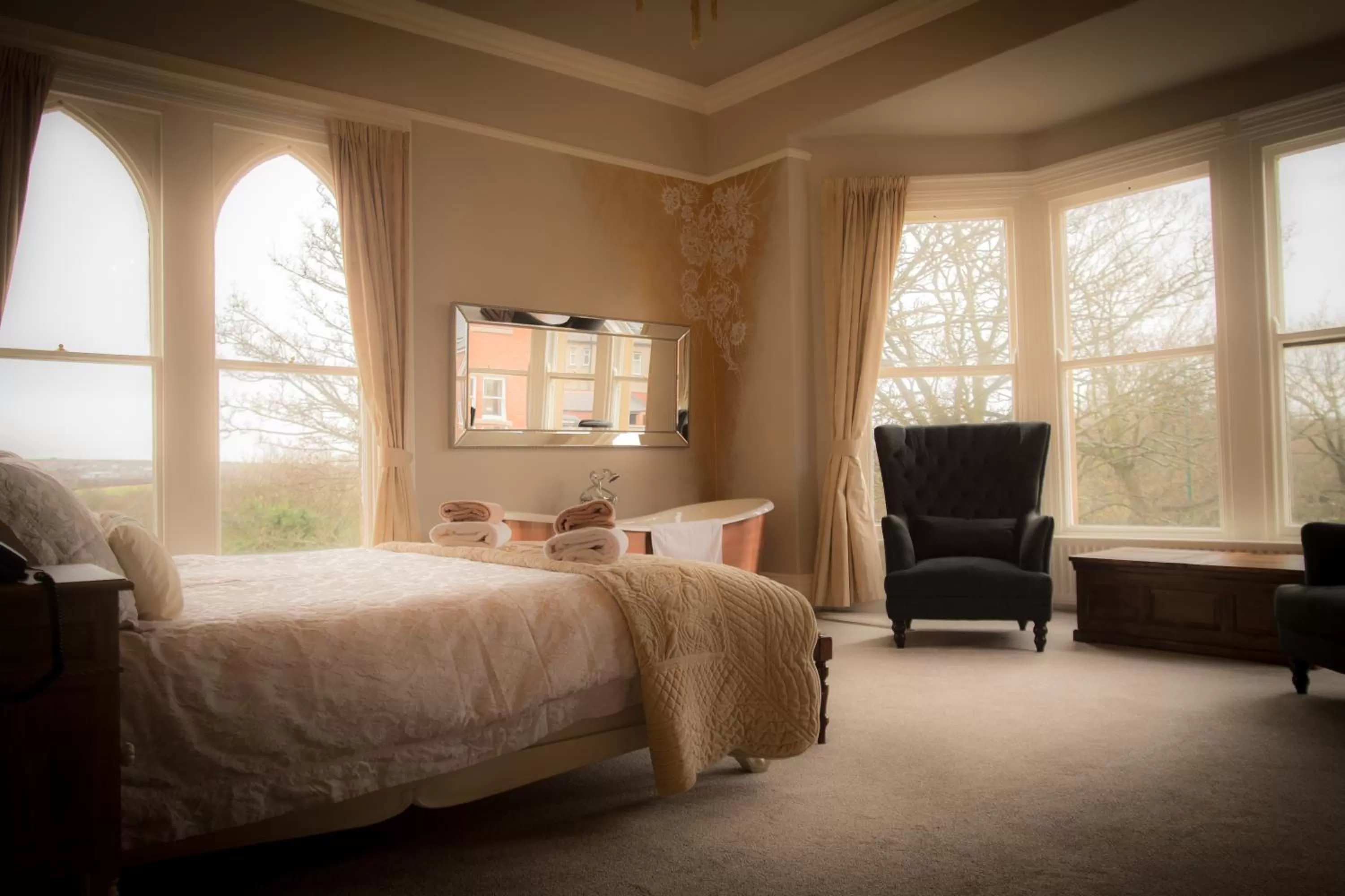 Photo of the whole room, Bed in Brockley Hall Hotel