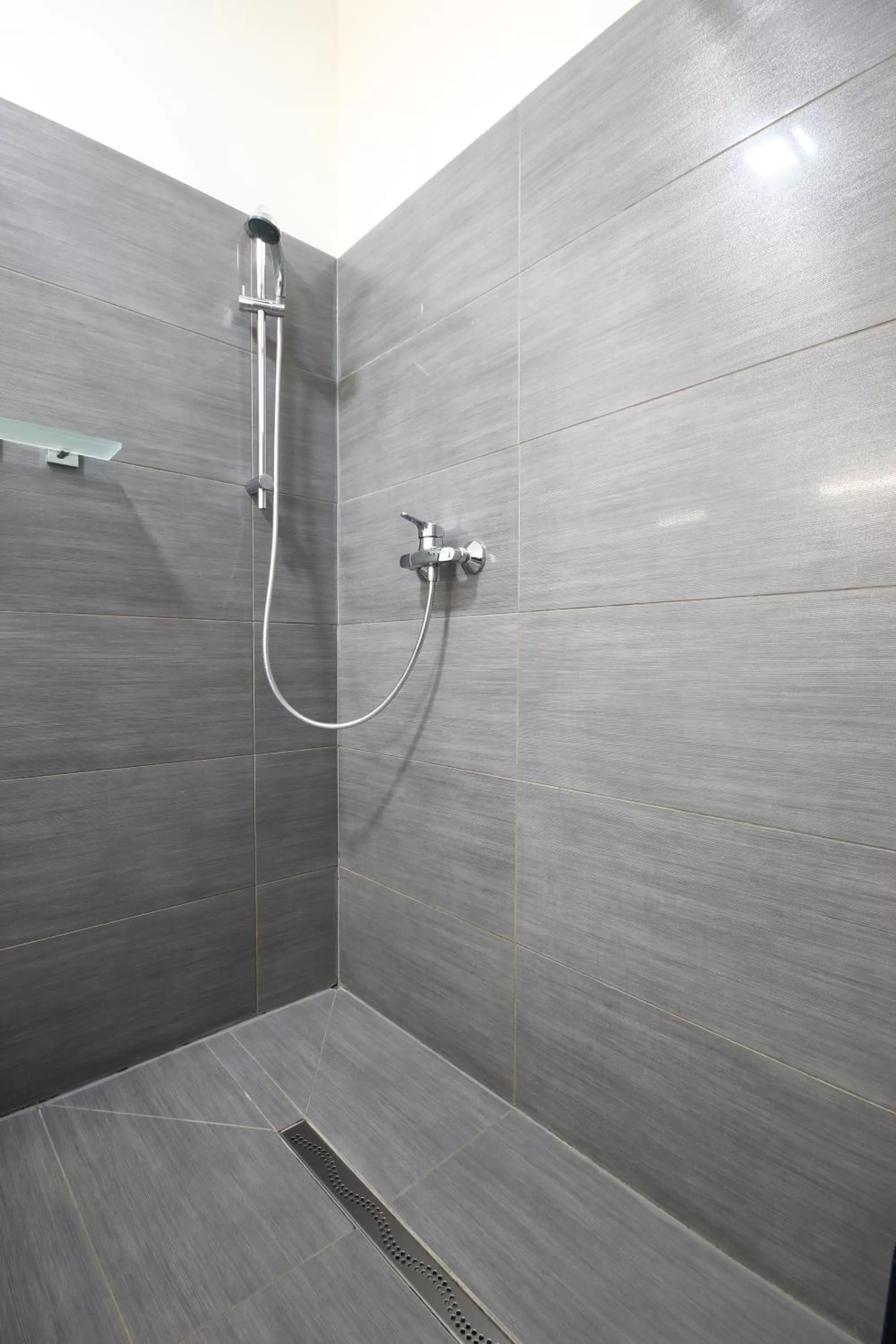 Shower, Bathroom in Hotel Maroli Mikulov