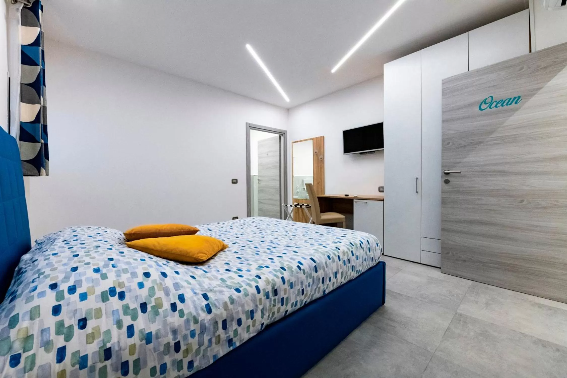 Bed in BNB Aria di Mare