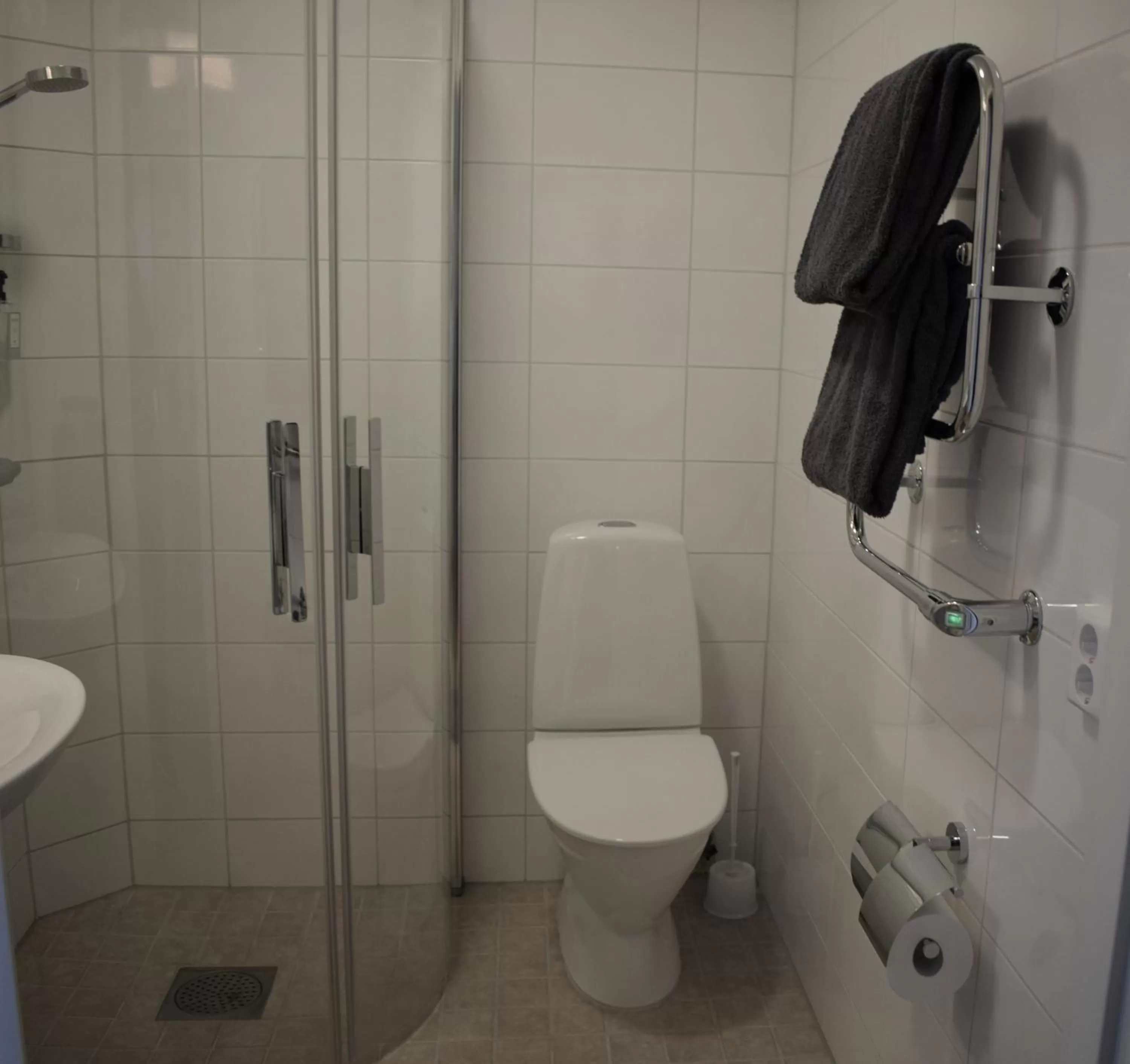 Bathroom in Sure Hotel by Best Western City Jonkoping