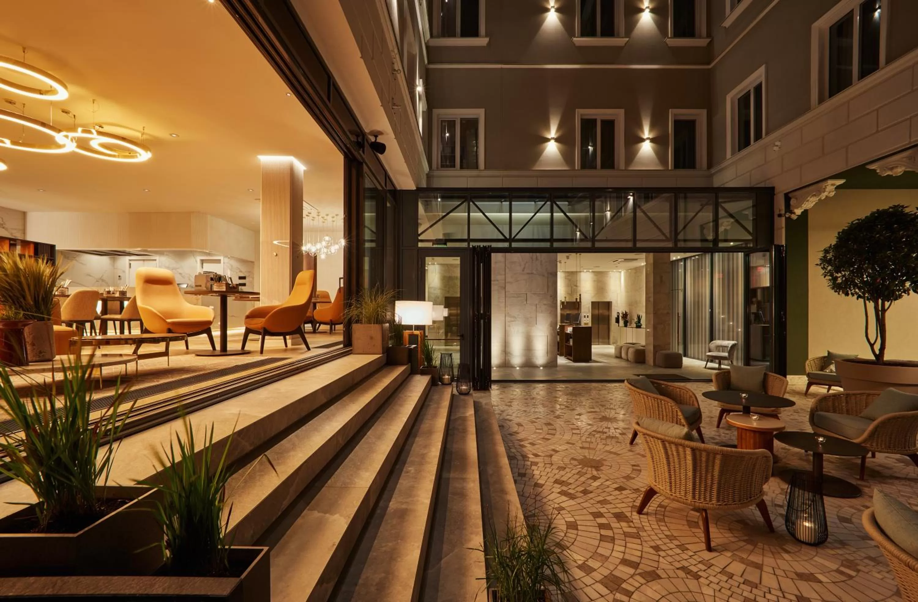 Restaurant/places to eat in Radisson Hotel City Centre Odesa