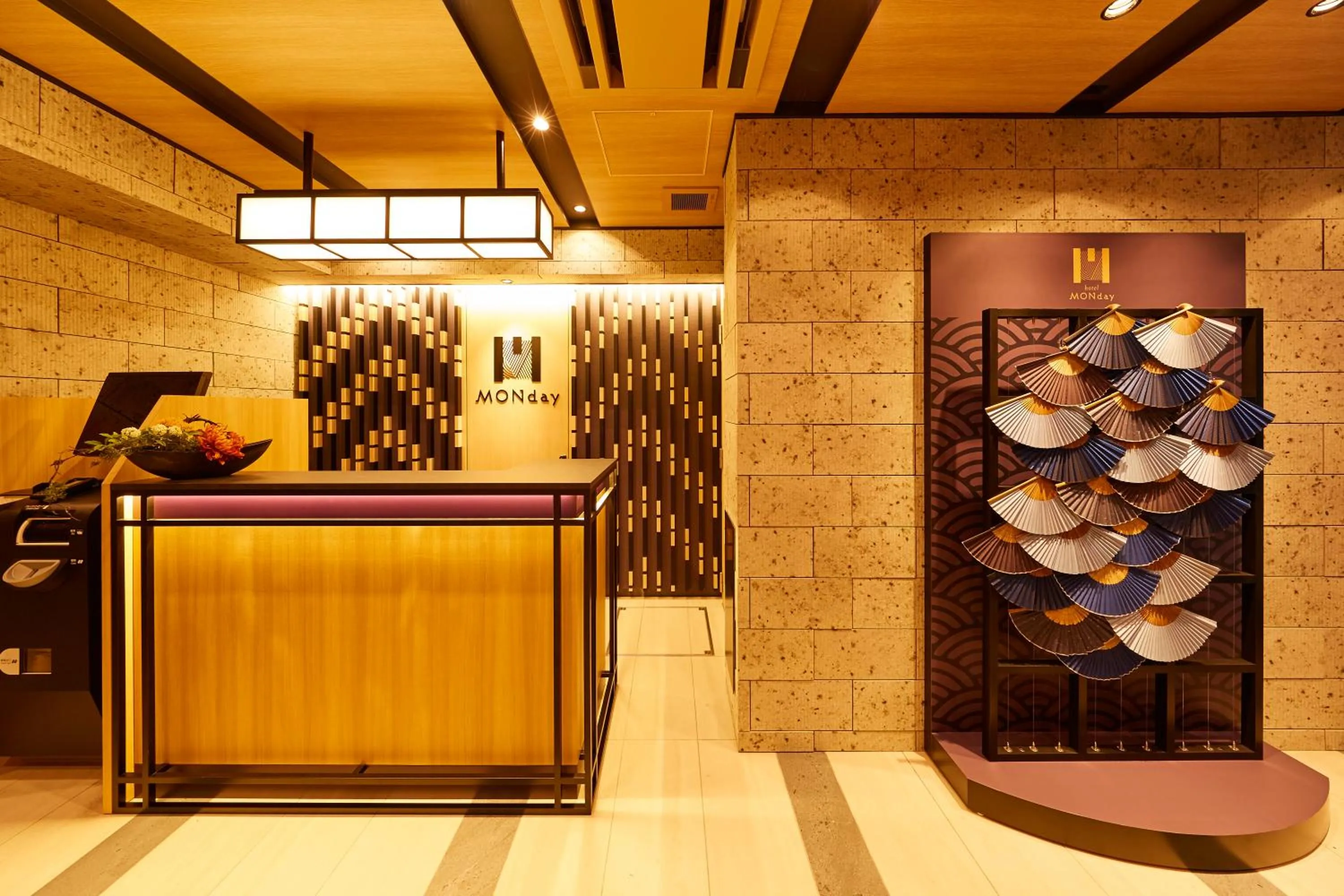 Lobby or reception in MONday Apart Hamamatsucho Daimon