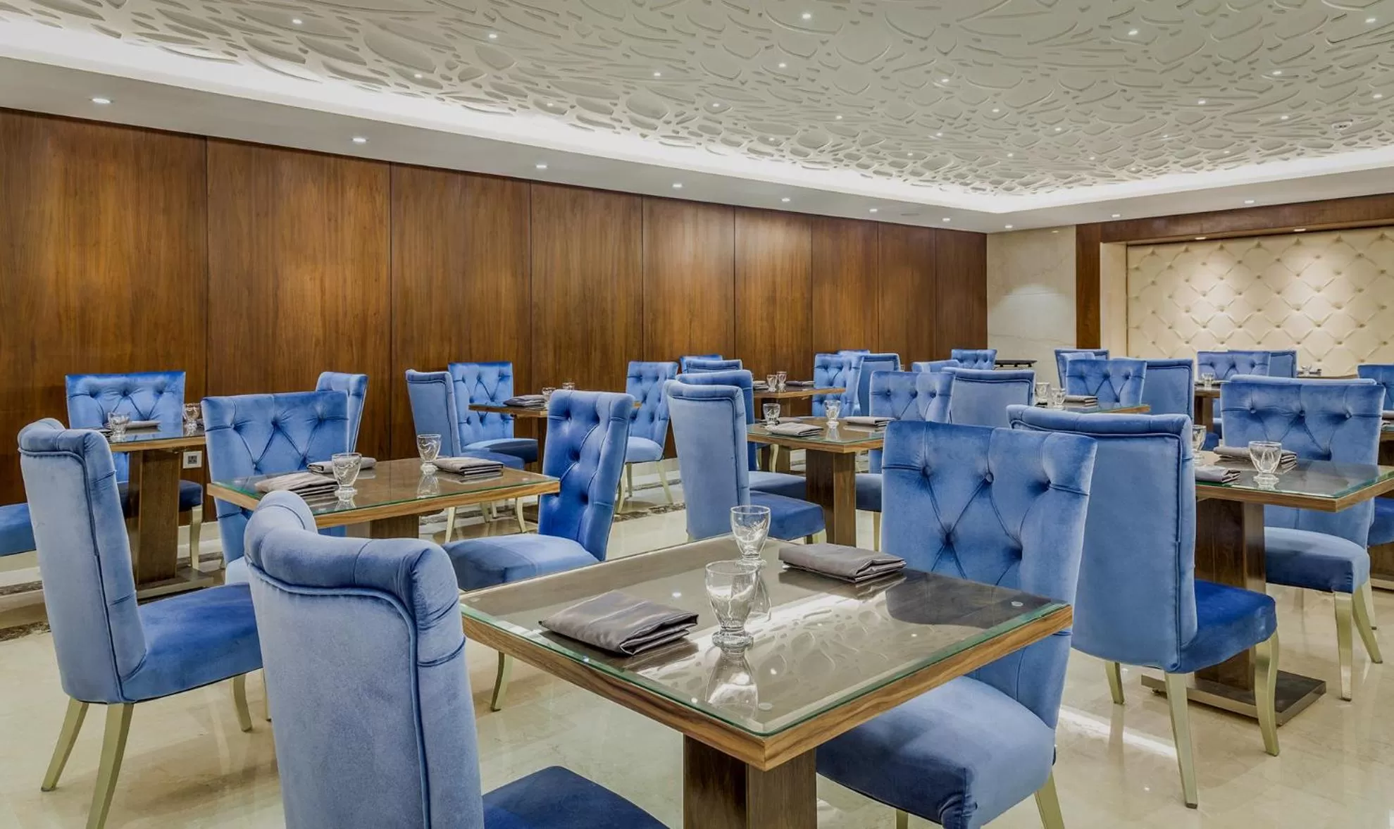 Restaurant/Places to Eat in Harir Palace Hotel