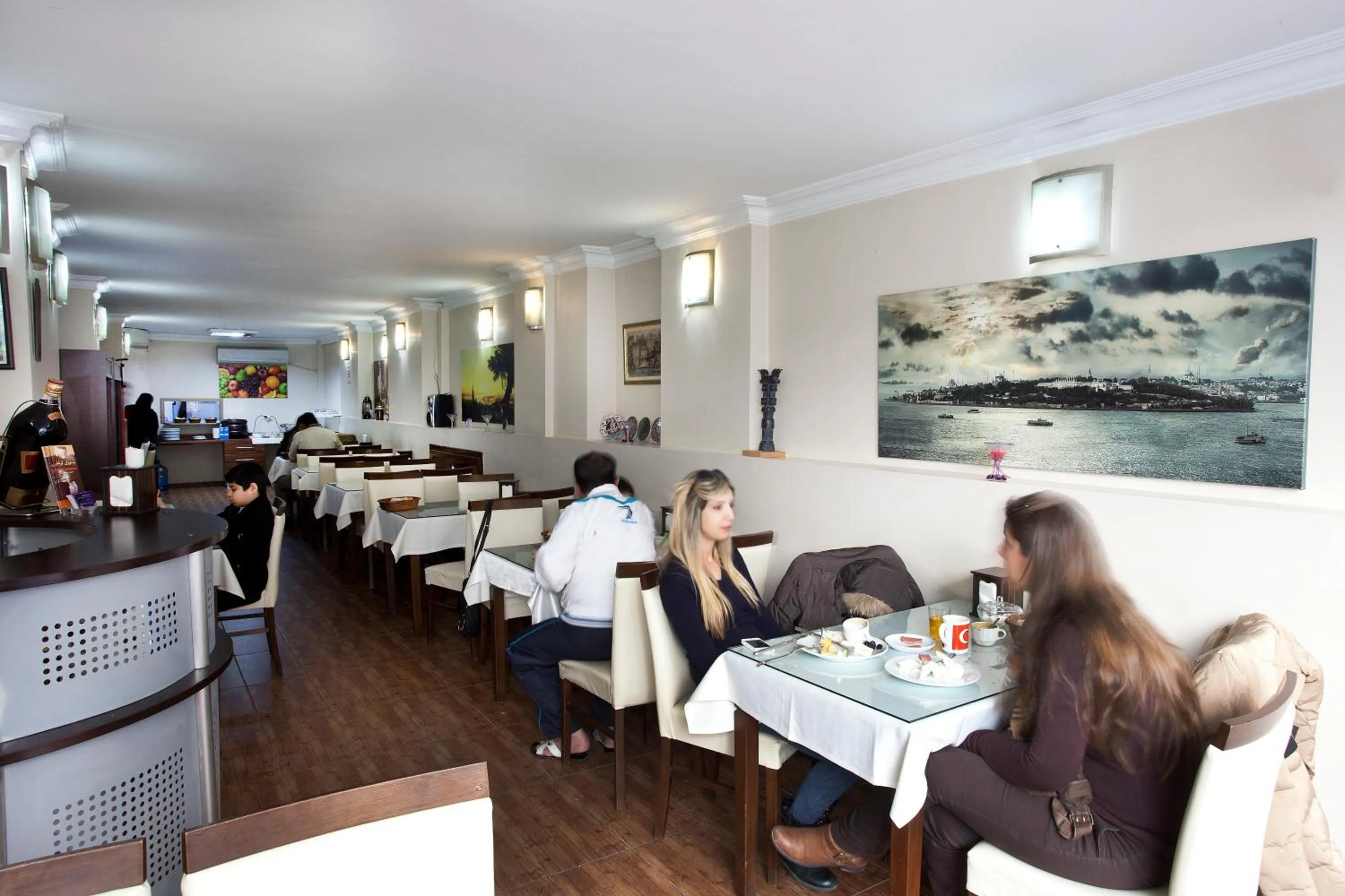 Restaurant/places to eat in GRAND ZENTRUM HOTEL & CAFE RESTAURANT - Taksim Square