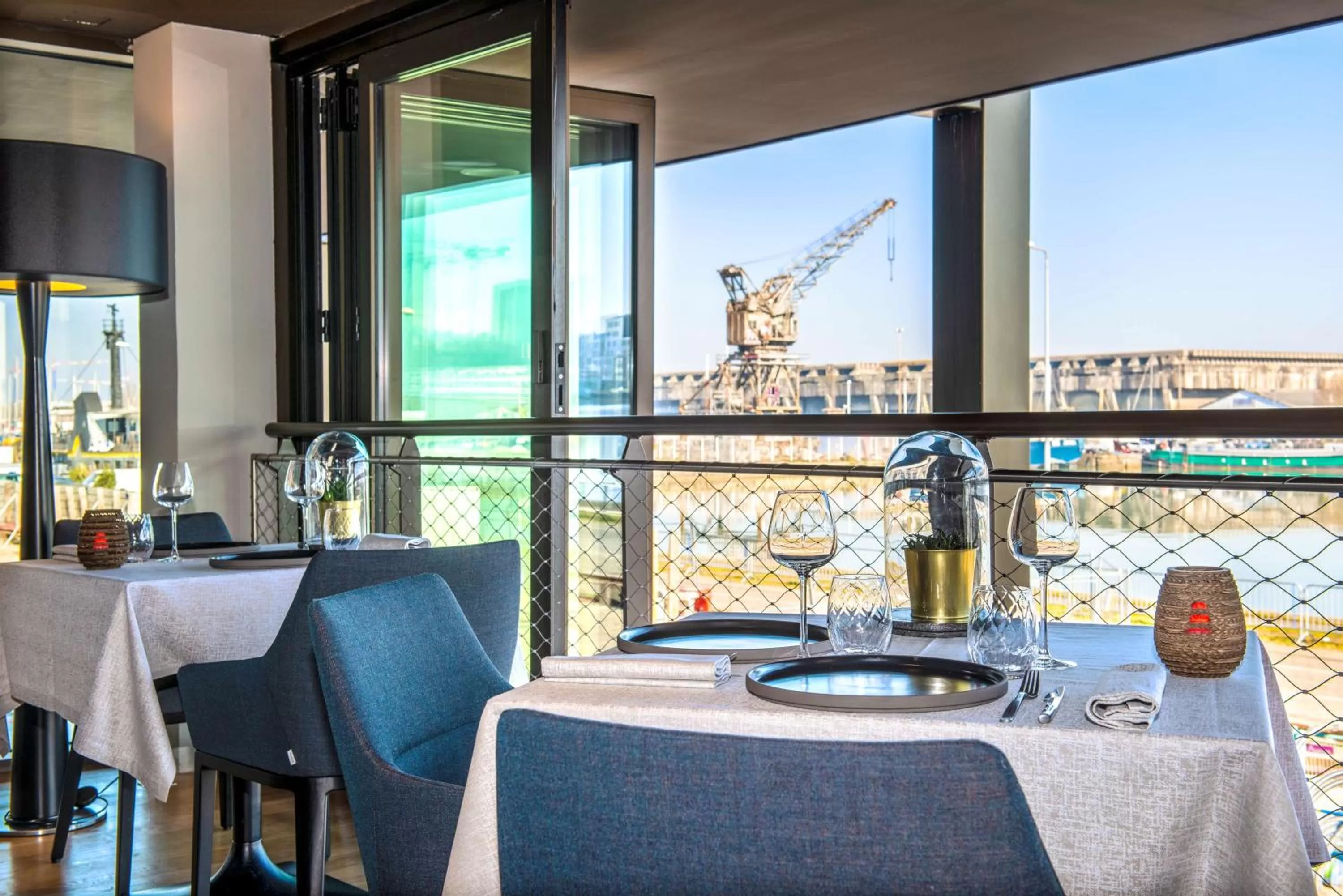 Restaurant/places to eat in Radisson Blu Hotel Bordeaux